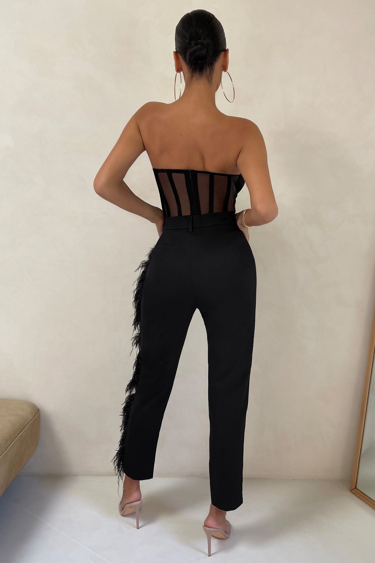 No Seam Lace-Up Leggings in Black – Feathers Of Italy