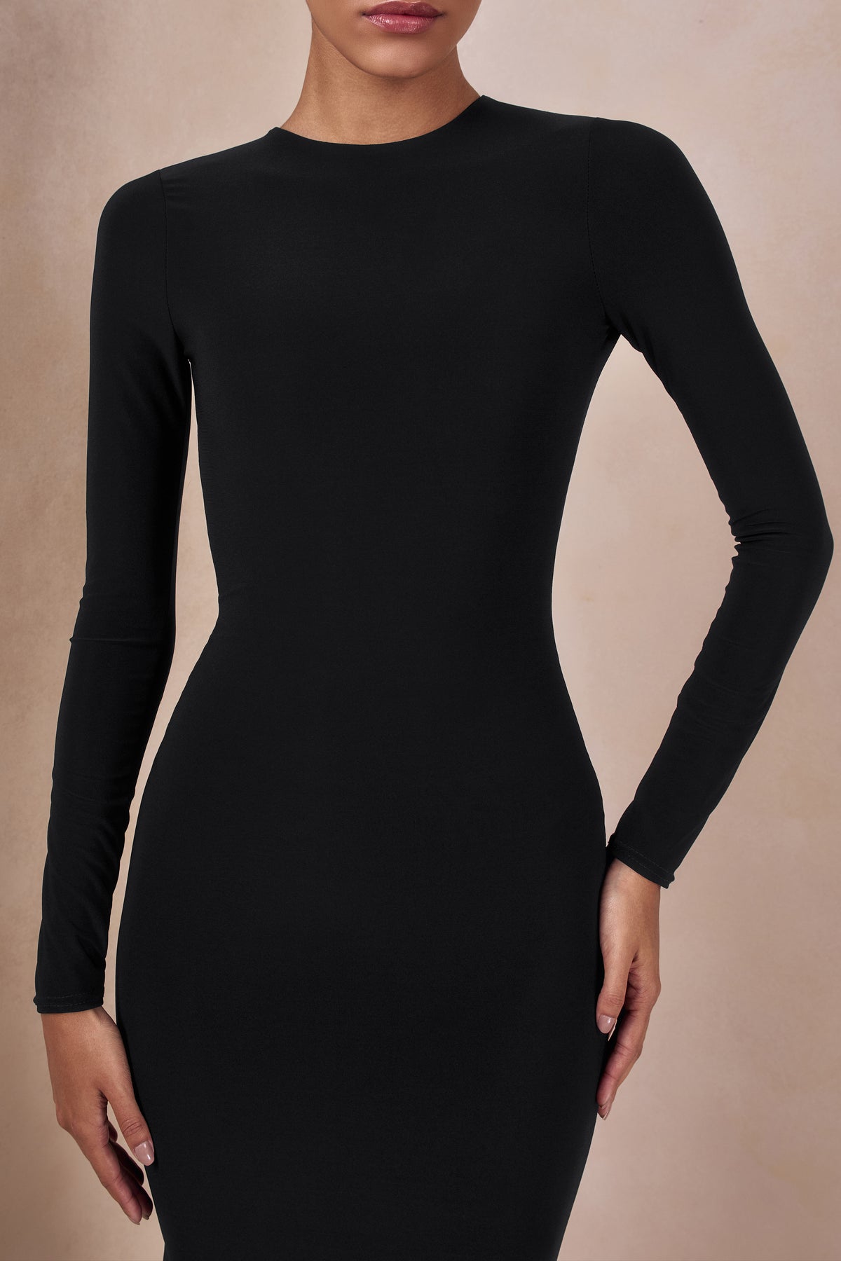 One Step Ahead Black Long Sleeve Backless Fishtail Maxi Dress – Club L