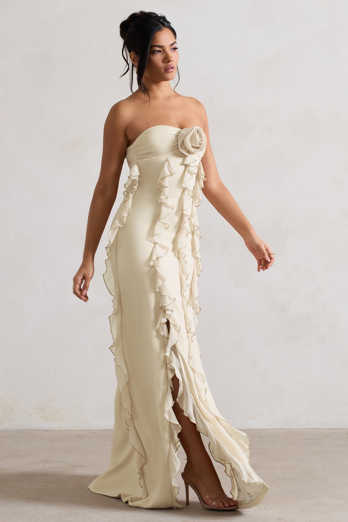 WB_CC_HR_CL129987059-GardeniaChampagneStraplessRuffleMaxiDressWithCorsage5