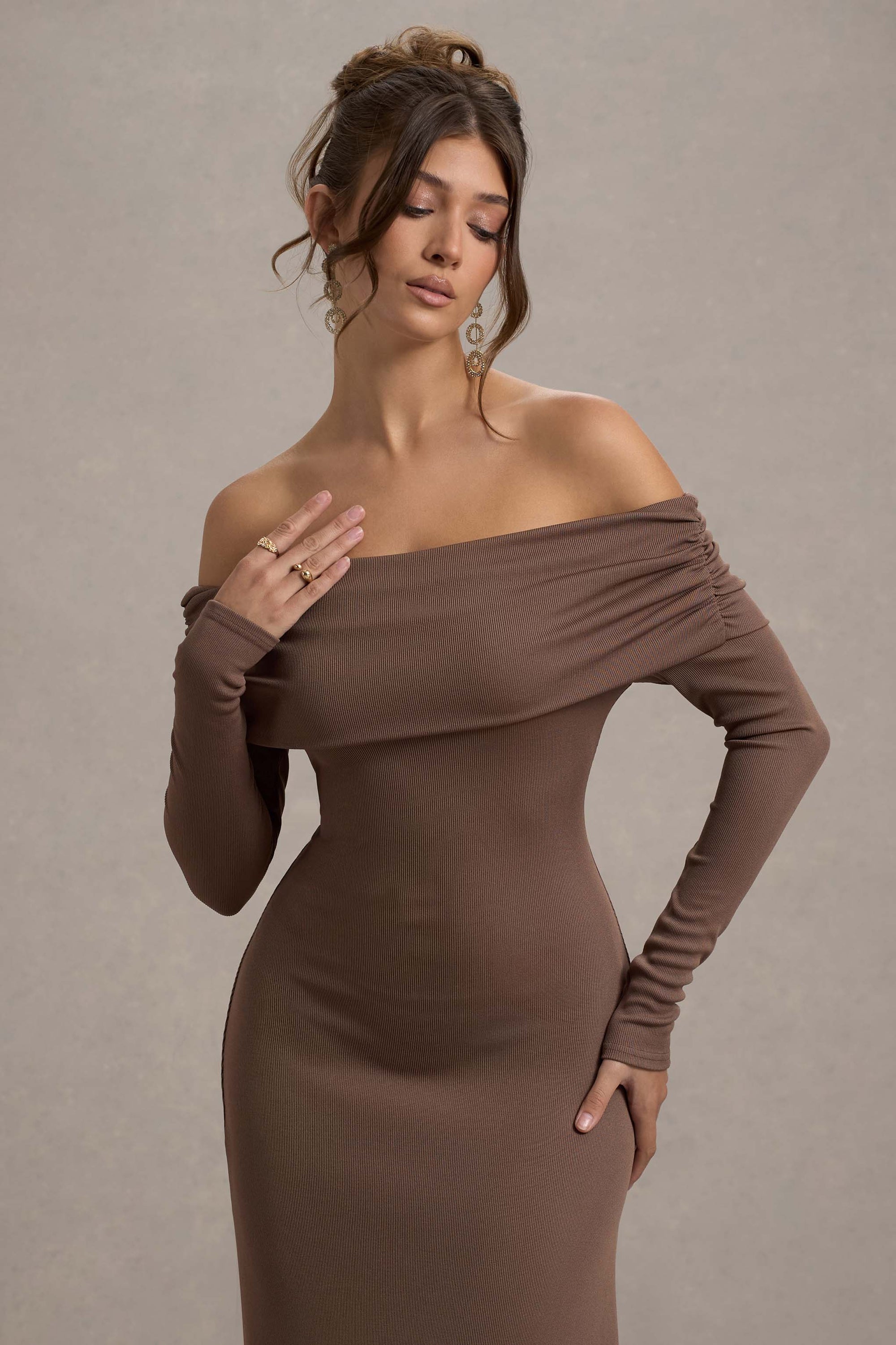 bring the drama bardot satin knee length dress in coffee Miss Circle Women Tessa Coffee Sweetheart Bardot Faux Fur Velvet Mermaid Maxi Dress