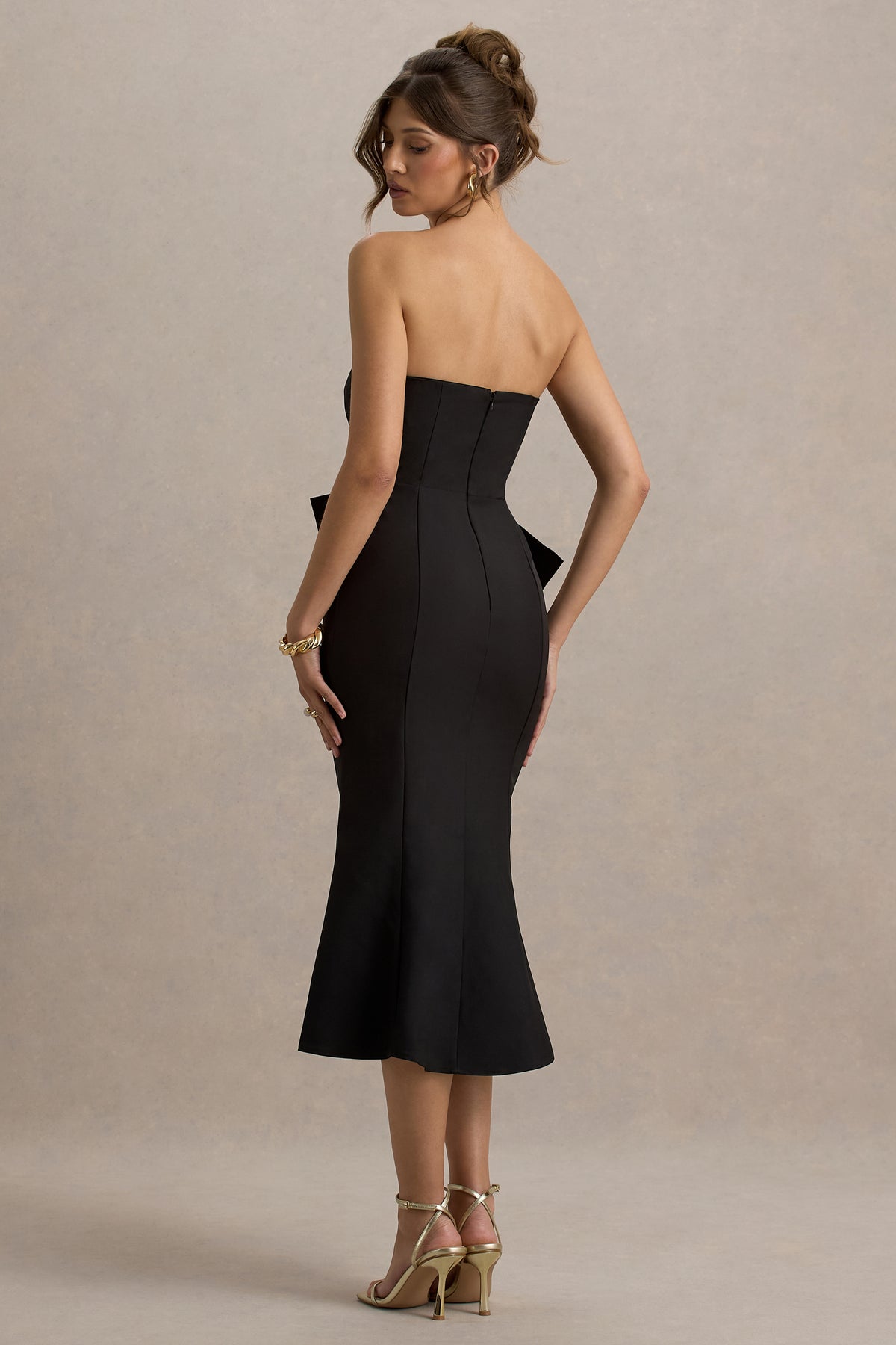 uploaded_image_4_avs8j