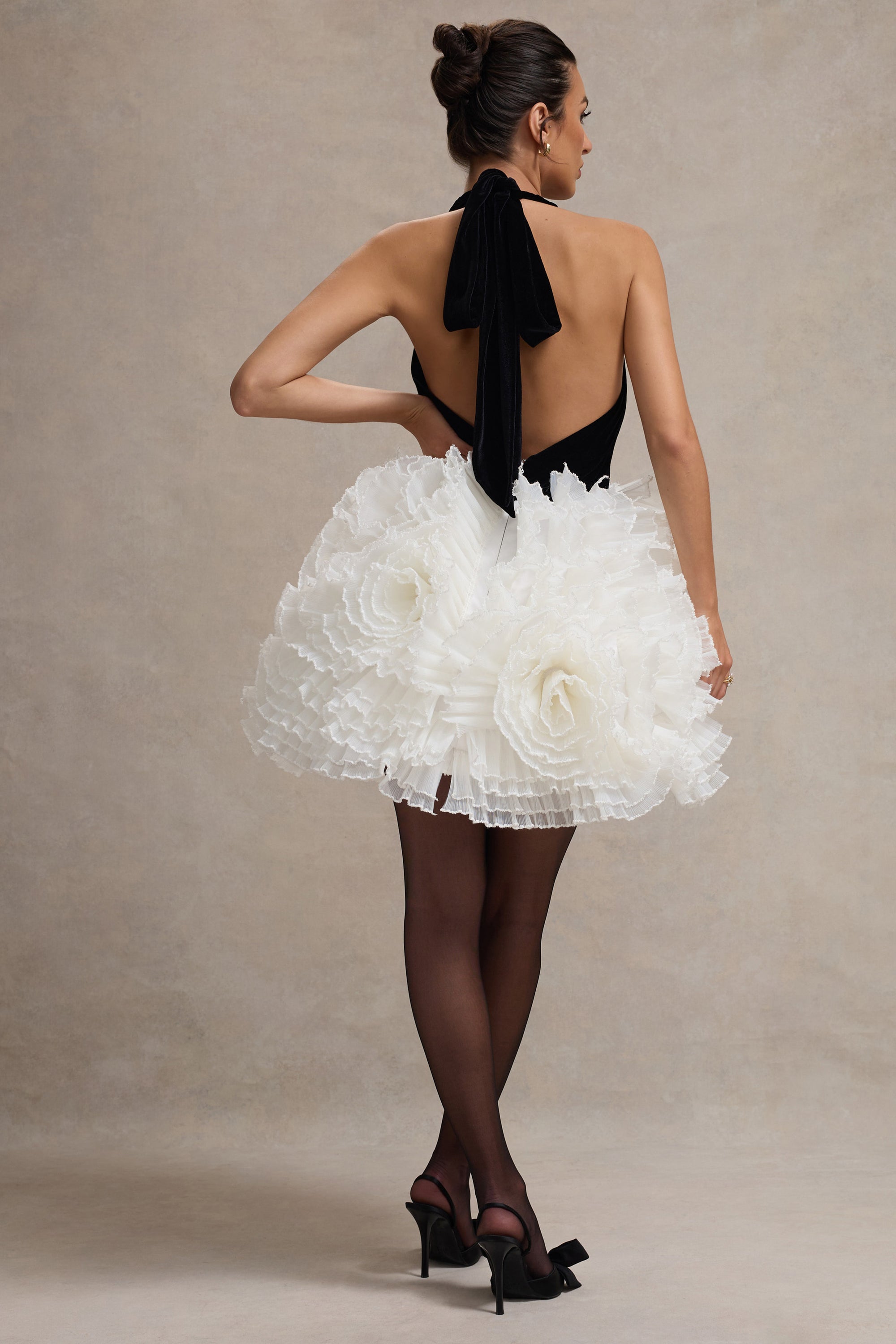 WB_HR_CL134658242-MeringueBlackVelvetPlunge-NeckMiniDressWithTulleSkirt12