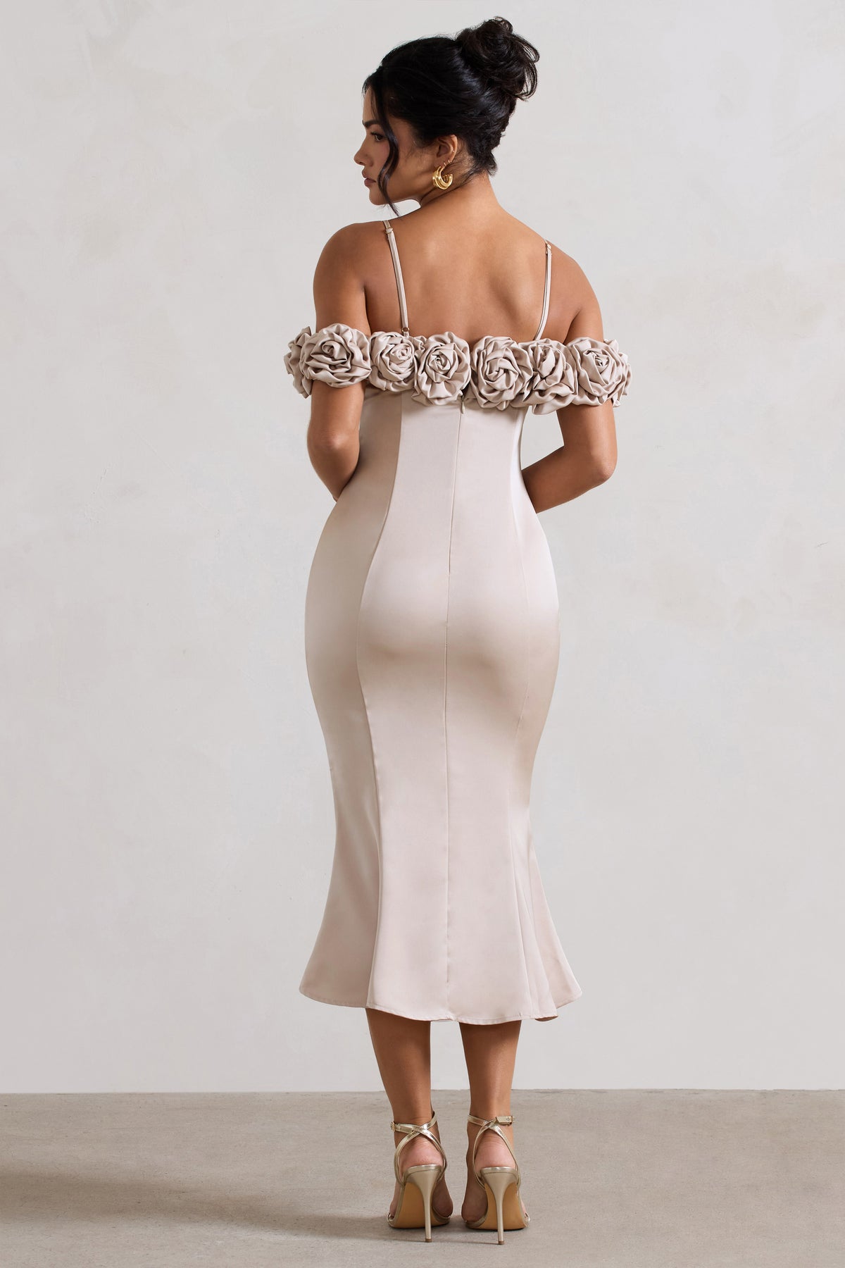 WB_CC_HR_CL134851059-PetuniaChampagneSatinFloralBardotMidiDress11