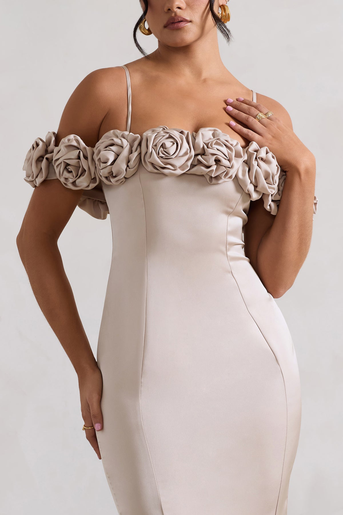 WB_CC_HR_CL134851059-PetuniaChampagneSatinFloralBardotMidiDress9