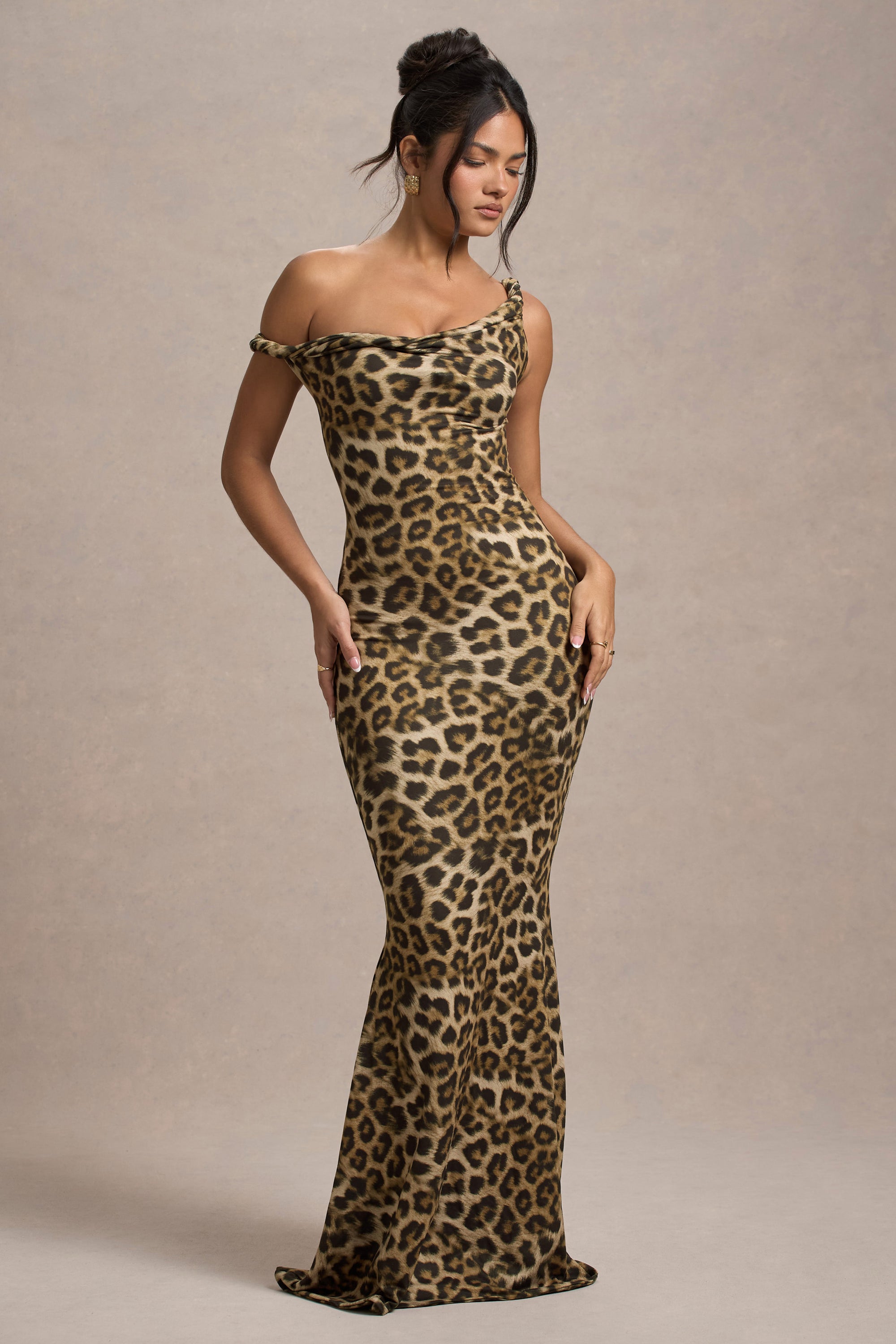 WB_HR_CL134931027-LitaLeopardPrintTwistedAsymmetricMaxiDress0