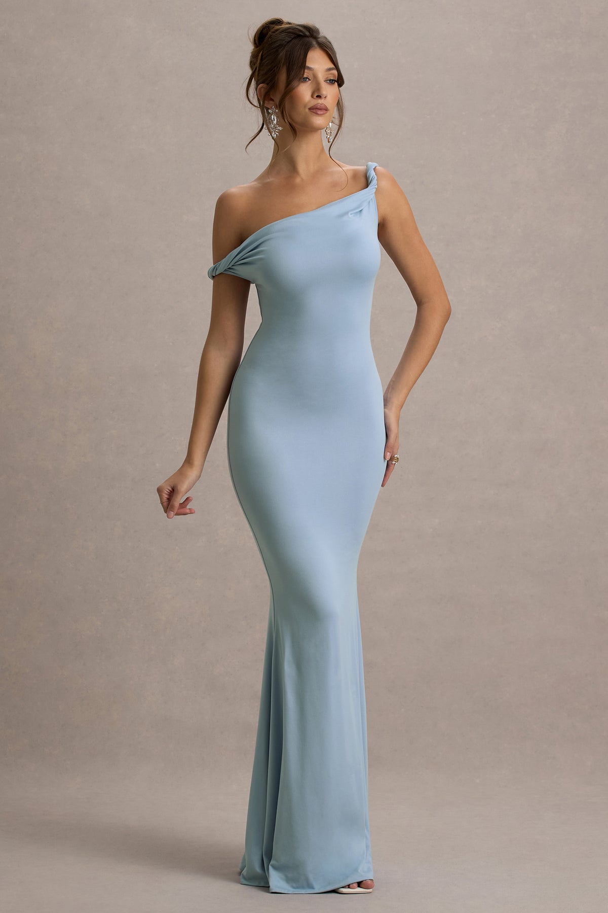Lita Powder Blue Twisted Asymmetric Maxi Dress – Club L London Lita Powder Blue Twisted Asymmetric Maxi Dress – Club L London