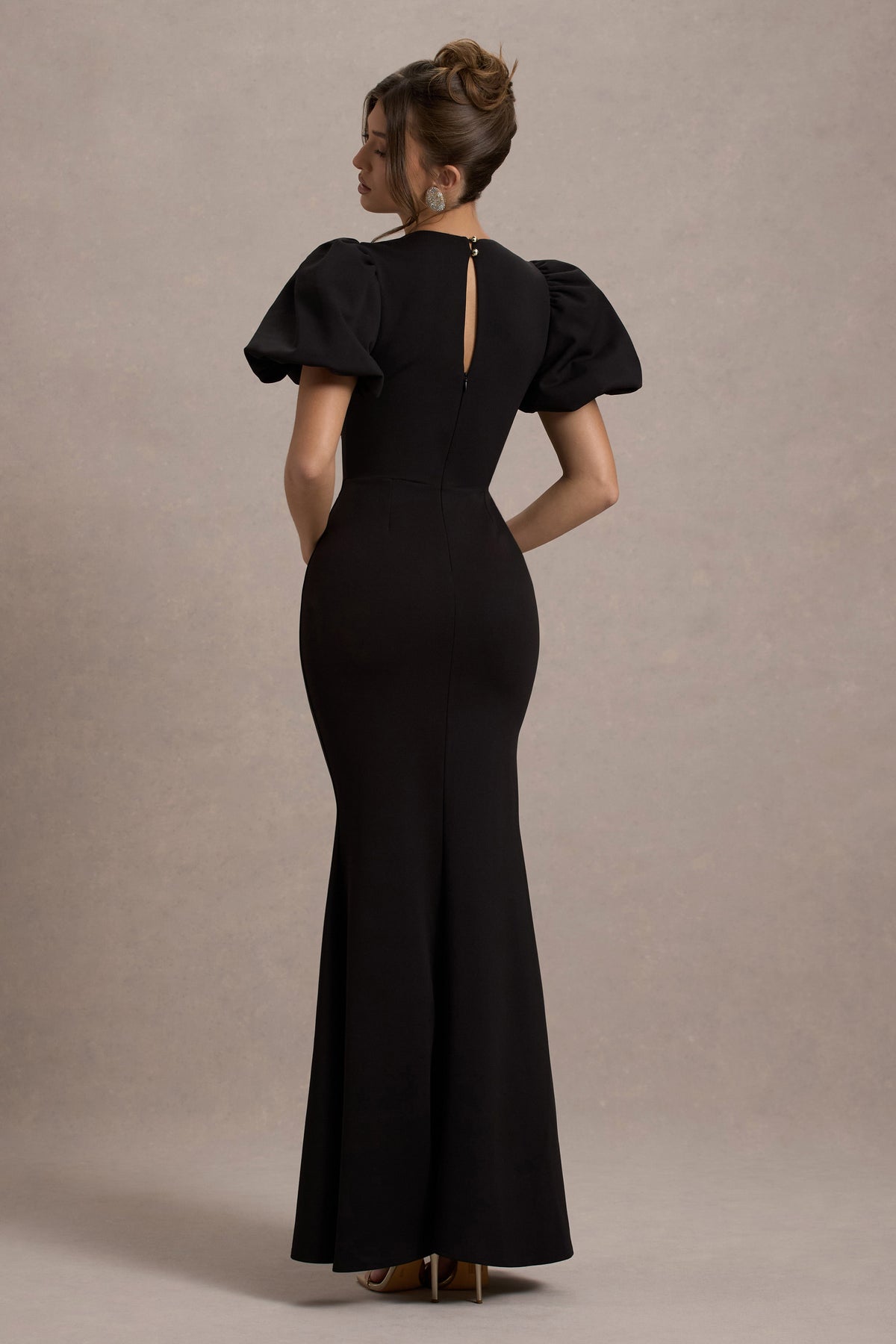 Love Letters | Black Puff-Sleeve Maxi Dress - Club L 