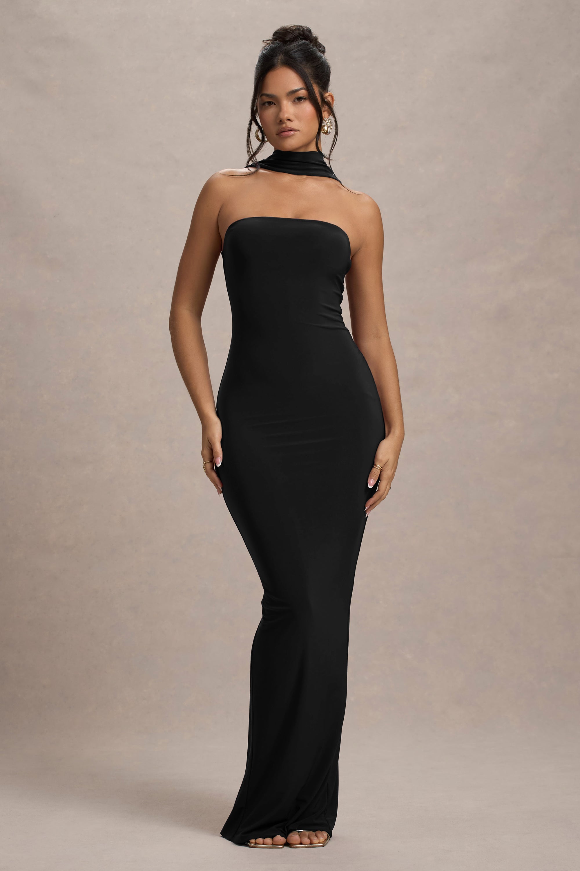 Nobu | Black Bandeau Maxi Dress With Halter-Collar - Club L 