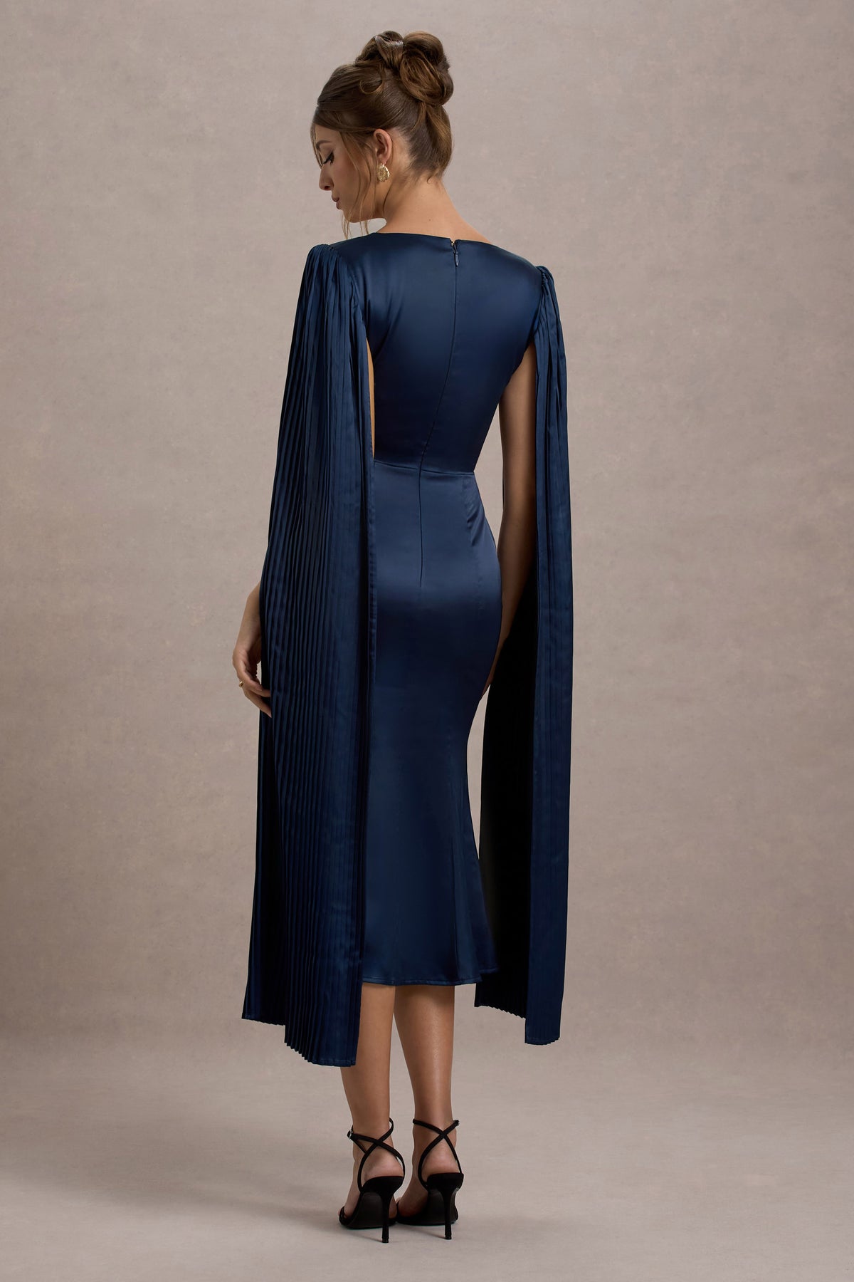 Nalda | Navy Square-Neck Midi Dress With Cape Sleeves - Club L 