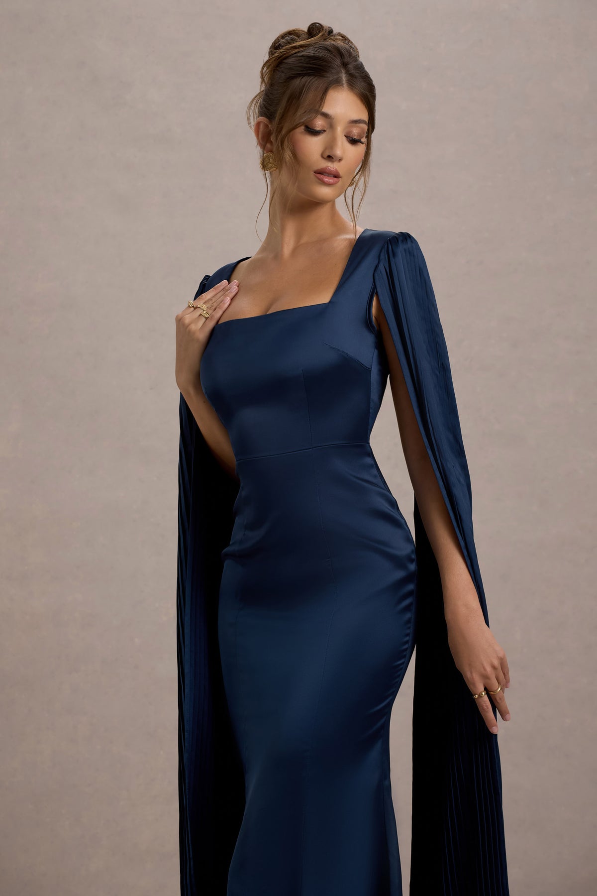 Nalda | Navy Square-Neck Midi Dress With Cape Sleeves - Club L 
