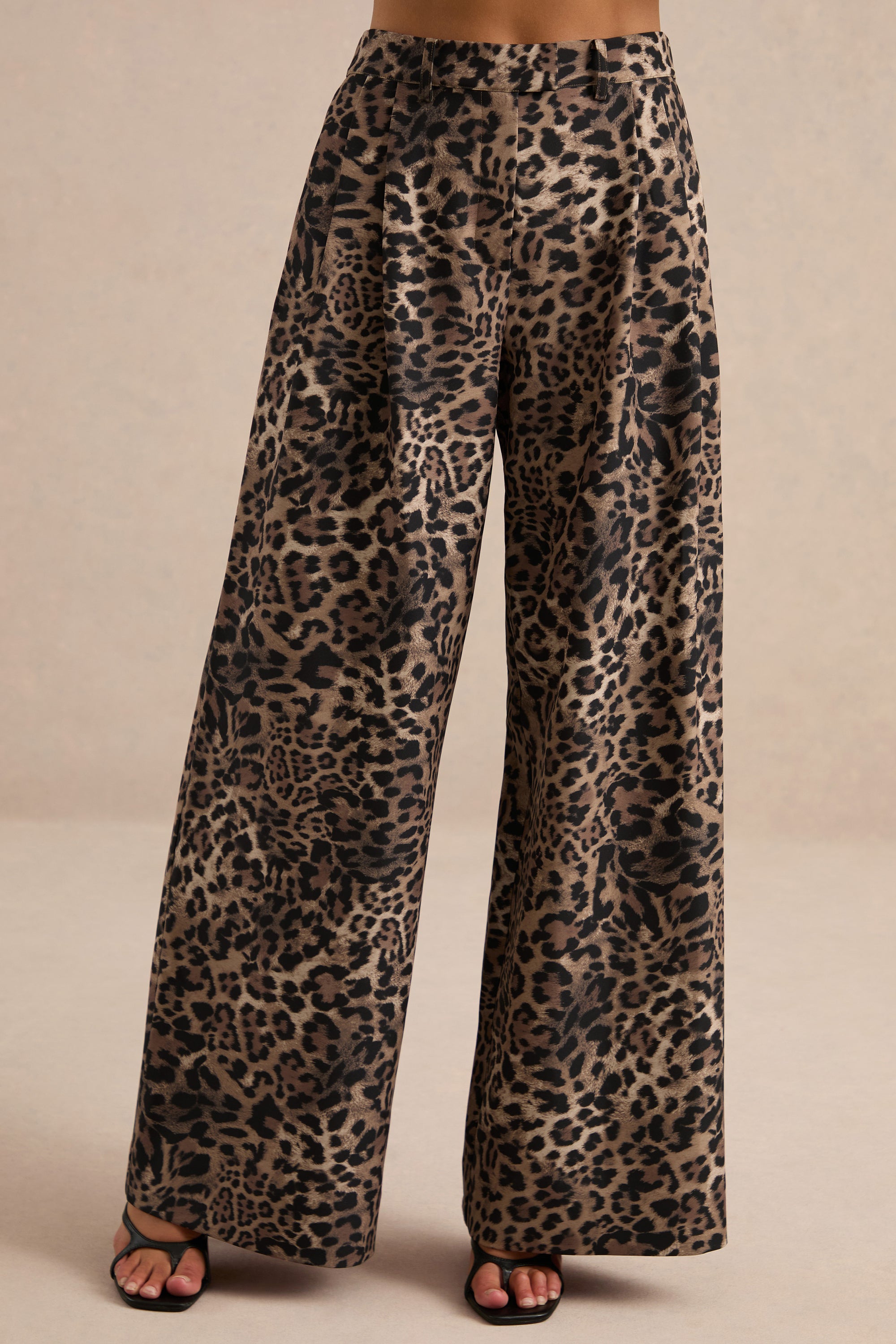 CL135450021_Shaniya Leopard Print Wide-Leg Trousers5.jpg
