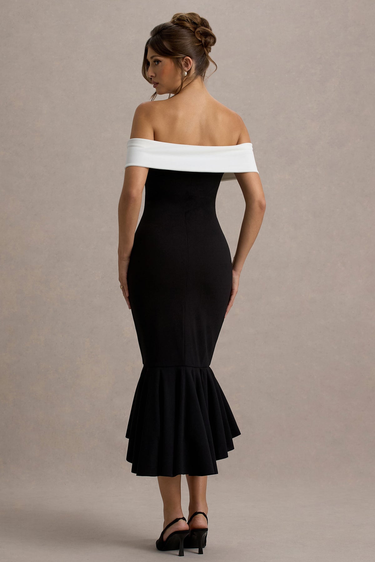 uploaded_image_0_g61q7