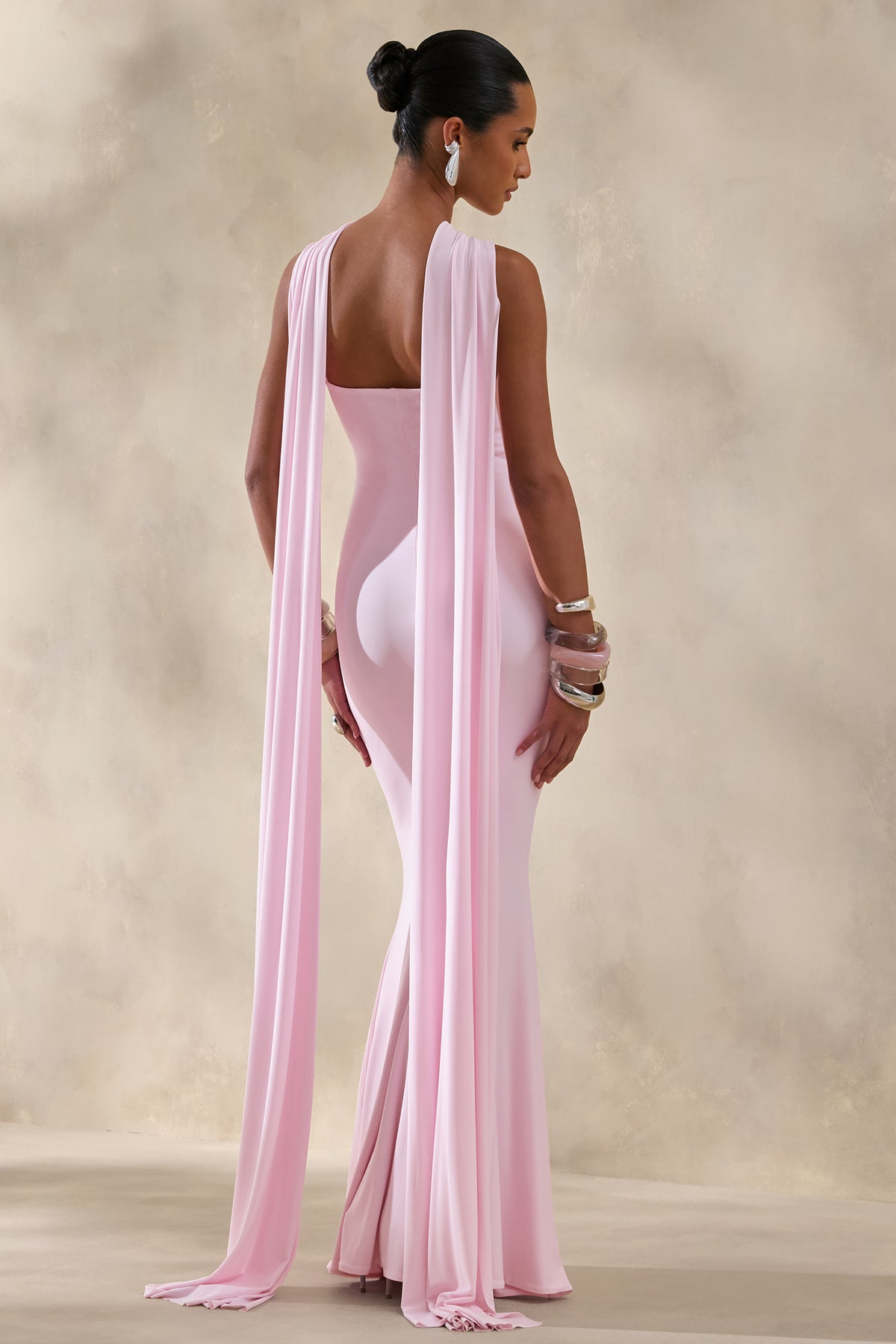 ECM_HR_CL135876081---Rhoda-_-Light-Pink-Twist-Halter-Neck-Cape-Maxi-Dress-4.jpg