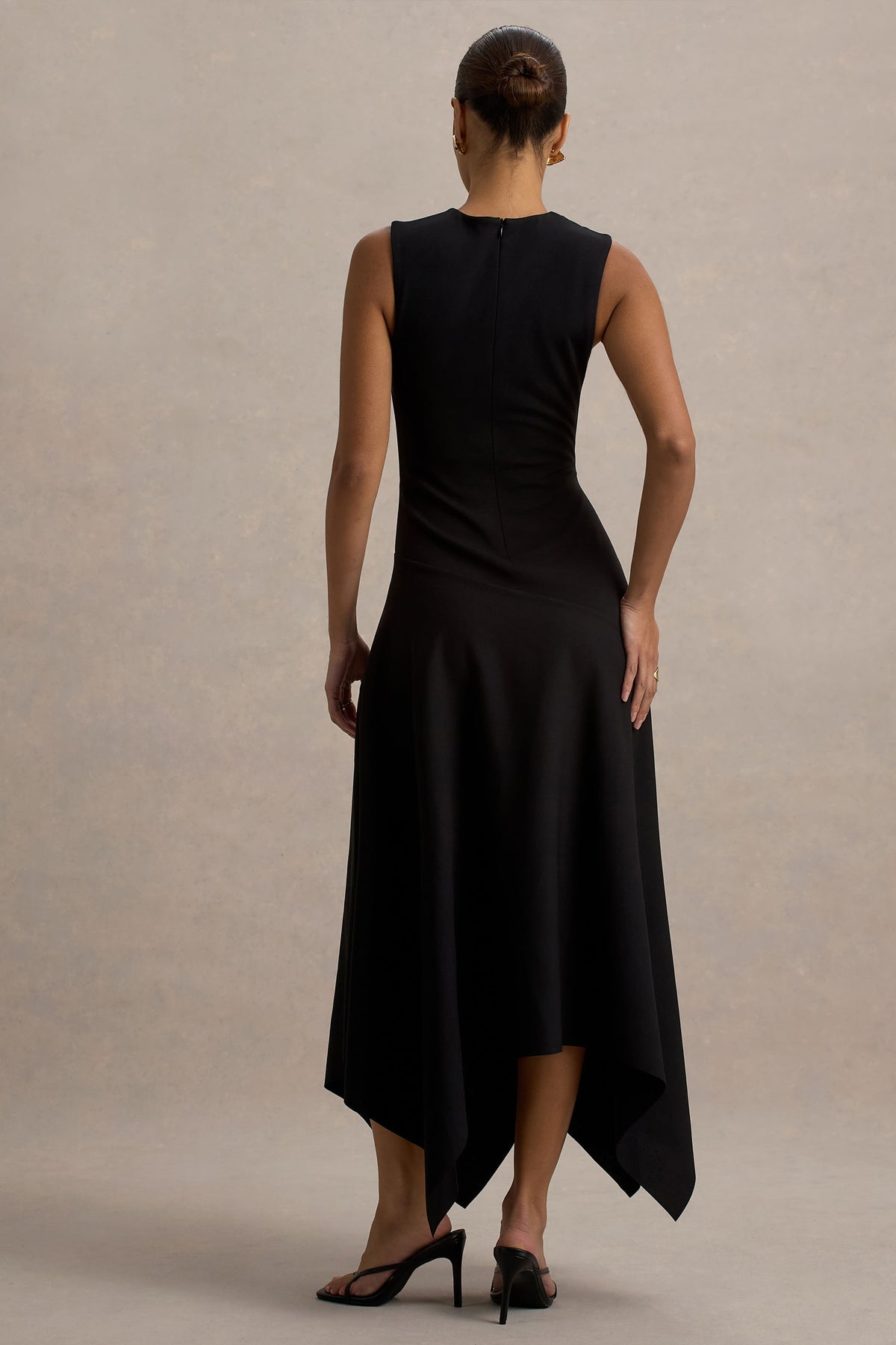 wayf hampshire handkerchief midi dress wayf hampshire handkerchief midi dress Nimira Check Handkerchief Hem Midi Dress Disturbia