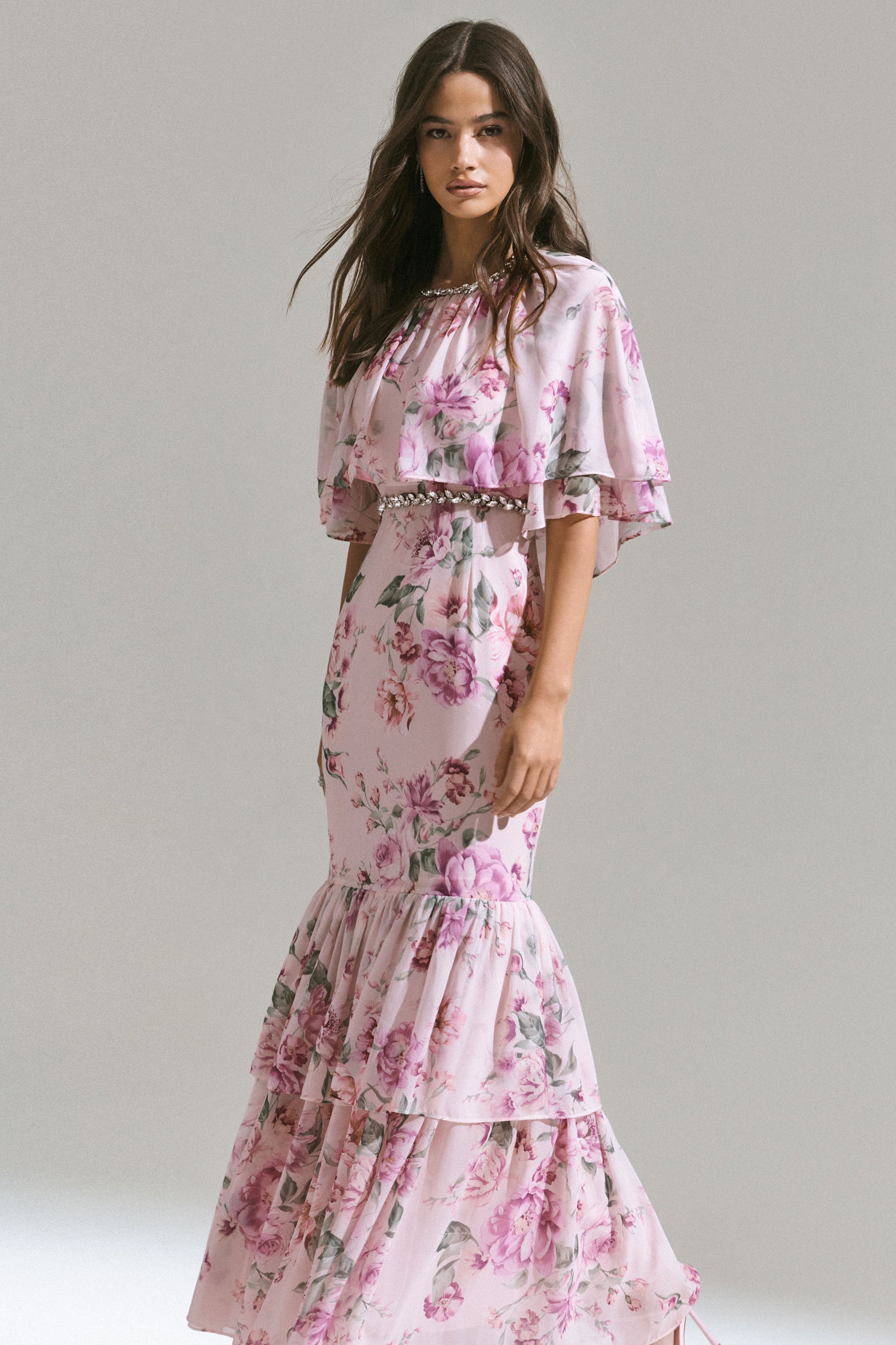 Never Let Go | Pink Floral Print Chiffon Maxi Dress With Tiered Hem – Club L London