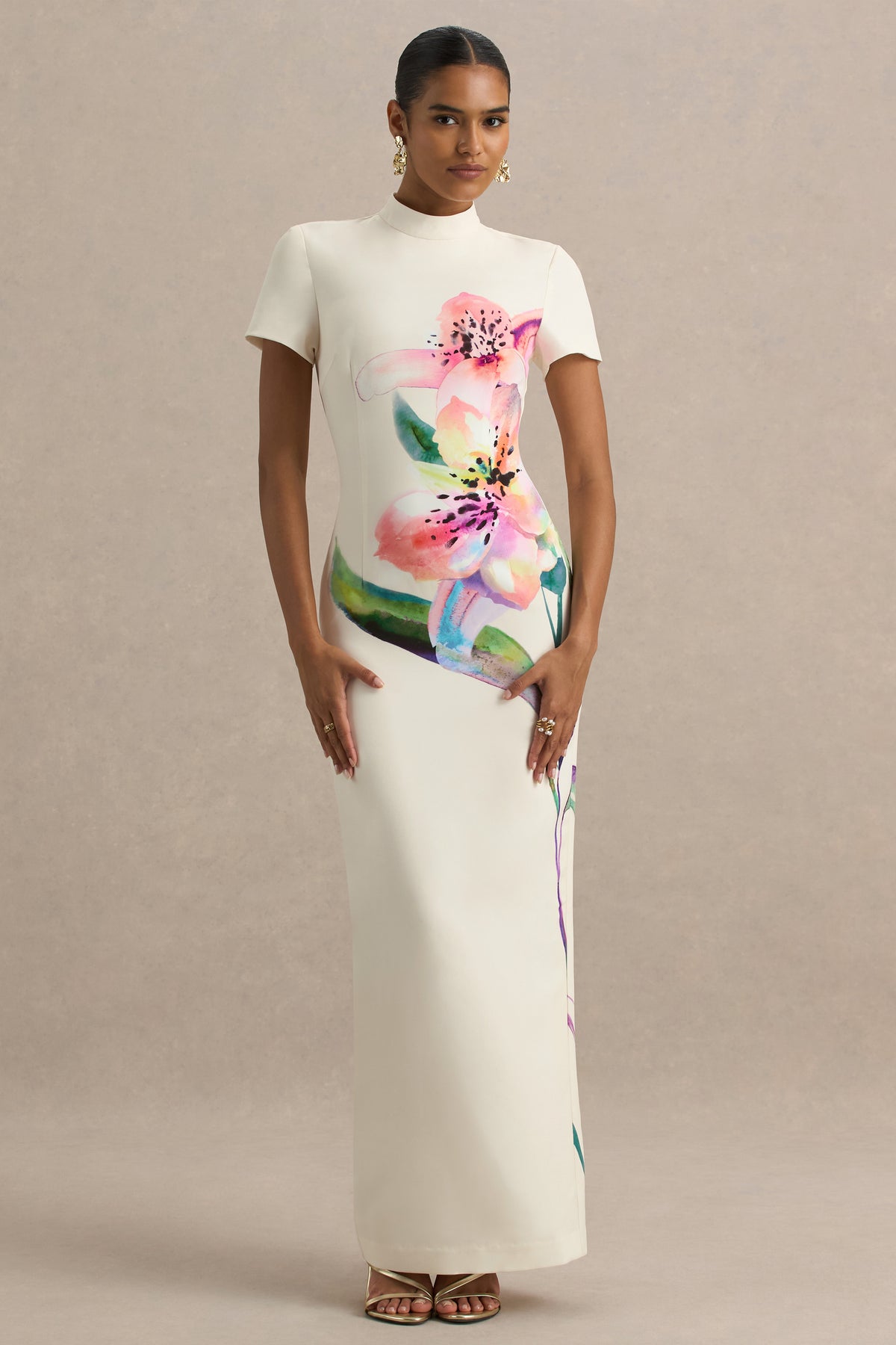 lily white clothing uk Hessie White Lily Print High-Neck Maxi Dress – Club L London