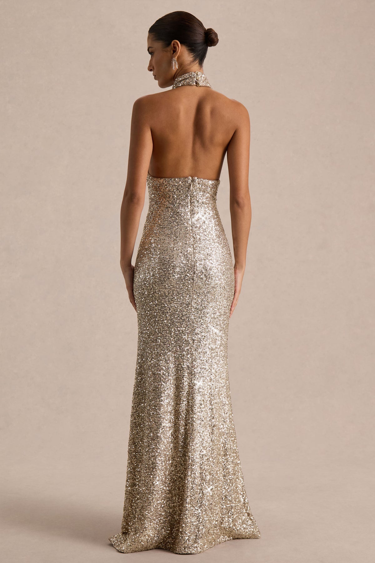 Tulia Gold Sequin High-Neck Maxi Dress Club L London - UK Tulia Gold Sequin High-Neck Maxi Dress Club L London - UK
