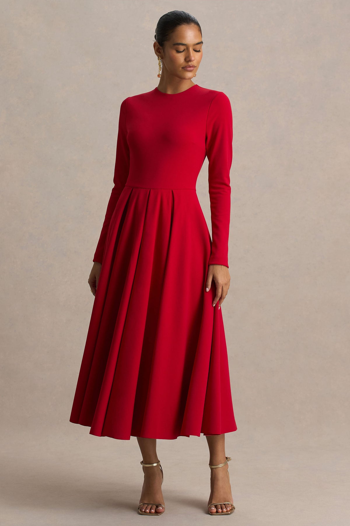 Bellamy Red Crew-Neck Long-Sleeve Midi Dress Club L London - UK Bellamy Red Crew-Neck Long-Sleeve Midi Dress Club L London - UK