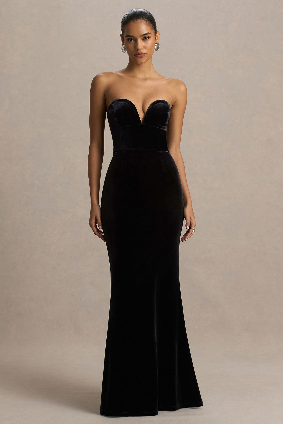 Yolanda Velvet Sweetheart Neck Maxi Dress