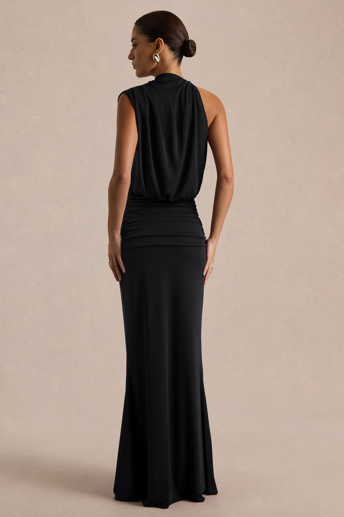 Umaira Black High-Neck Maxi Dress – Club L London