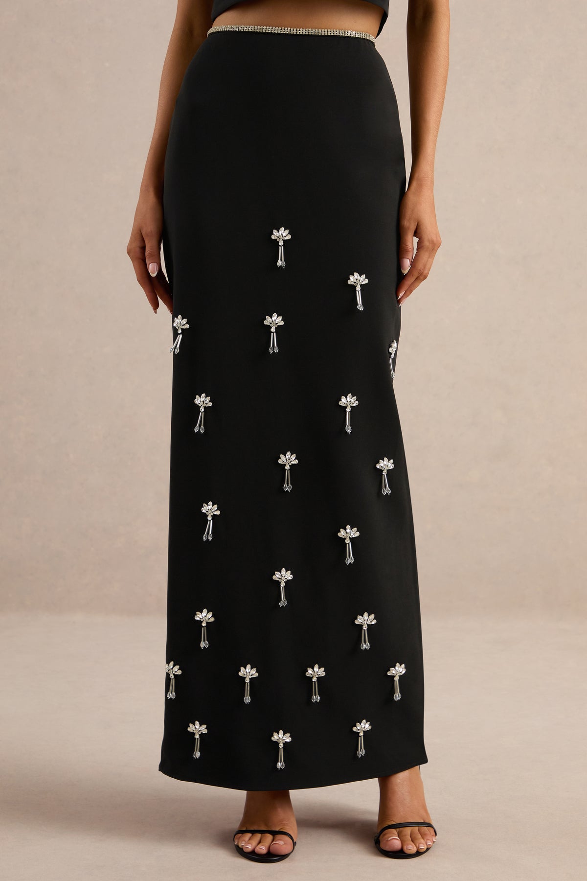 ECM_HR_CL137039002_Salma_Black 18.jpg