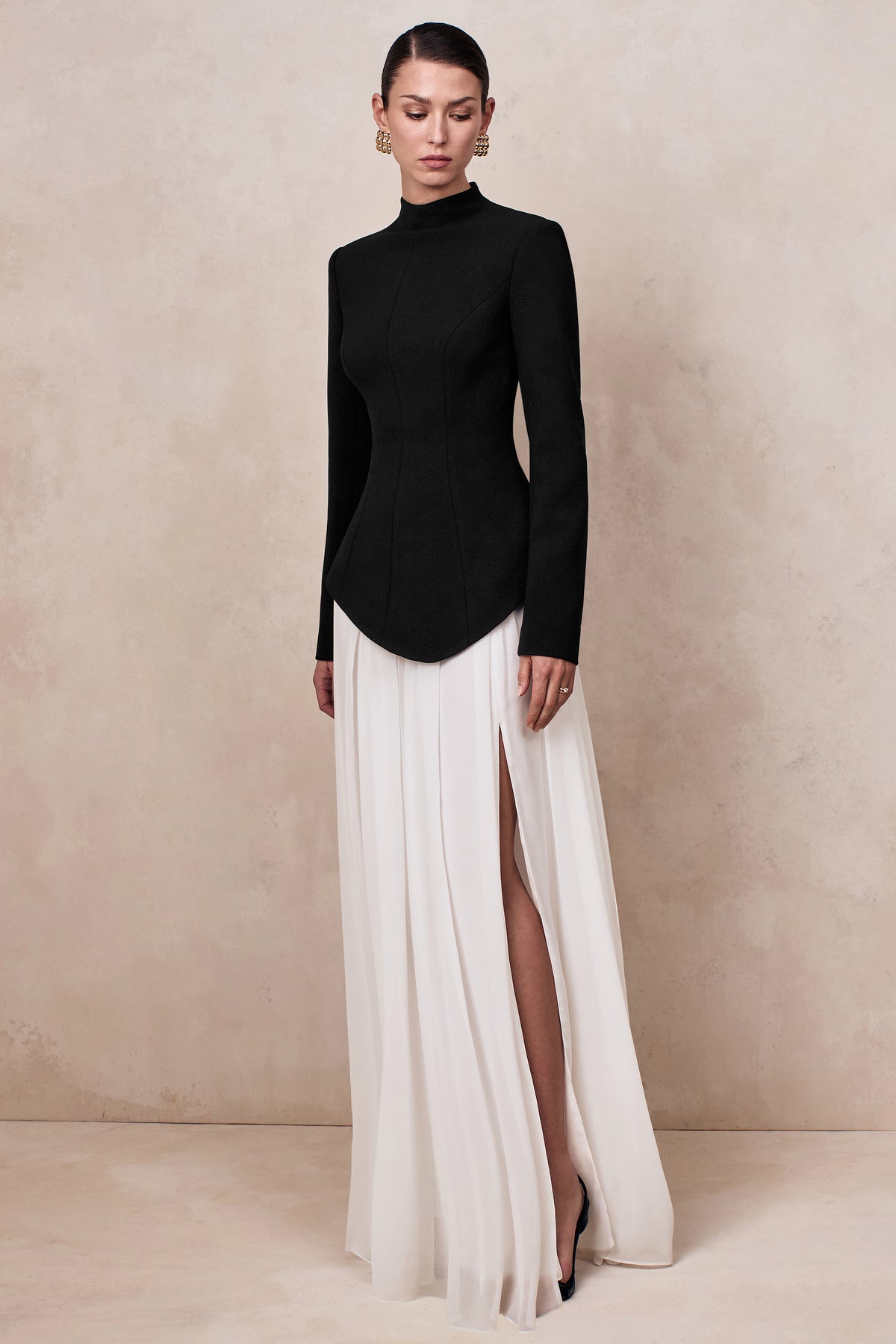 ECM_CL137286141 - Halma | Black & White High-Neck Maxi Dress With Drop-Waist 03 .jpg