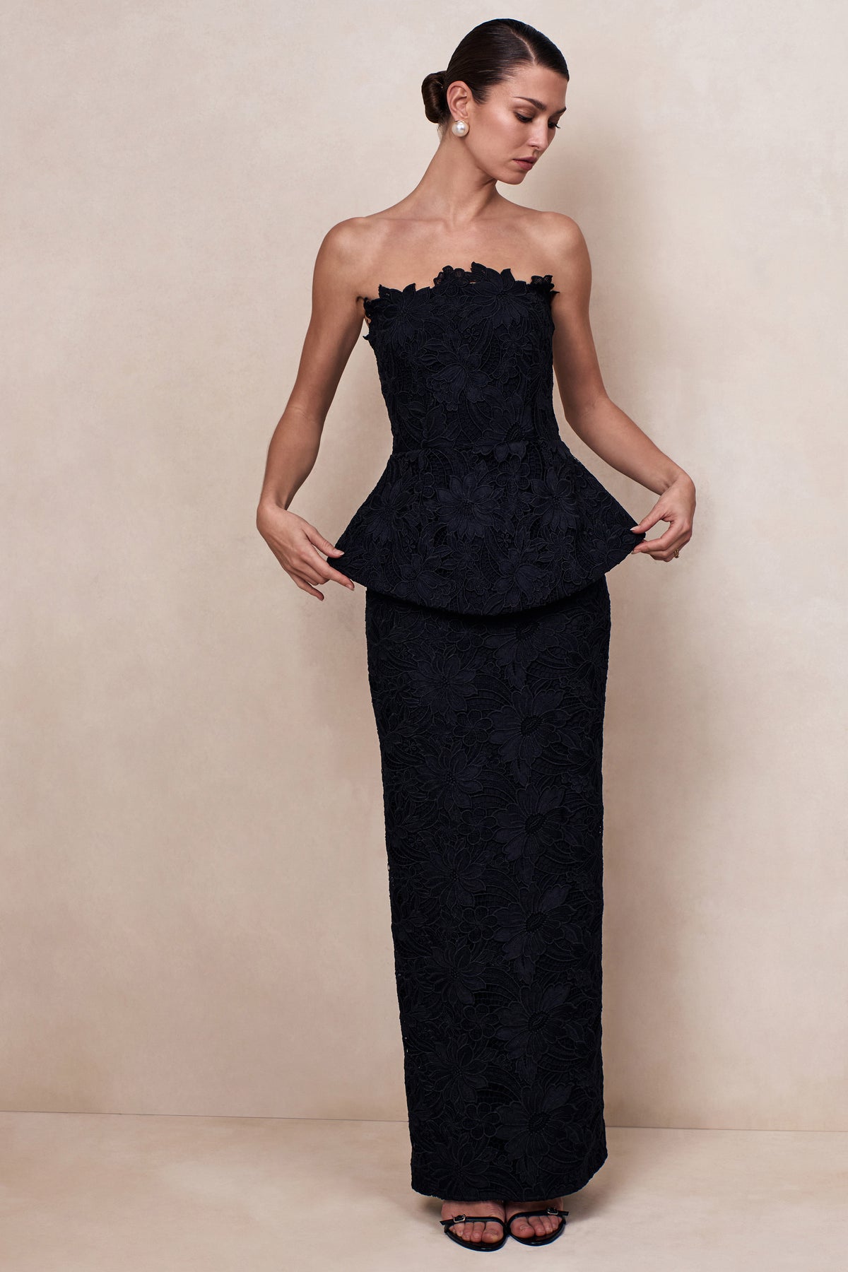 CL13730900106_ECM_CL137309001_-_Delvine___Black_Lace_Bandeau_Corset_Maxi_Dress_01