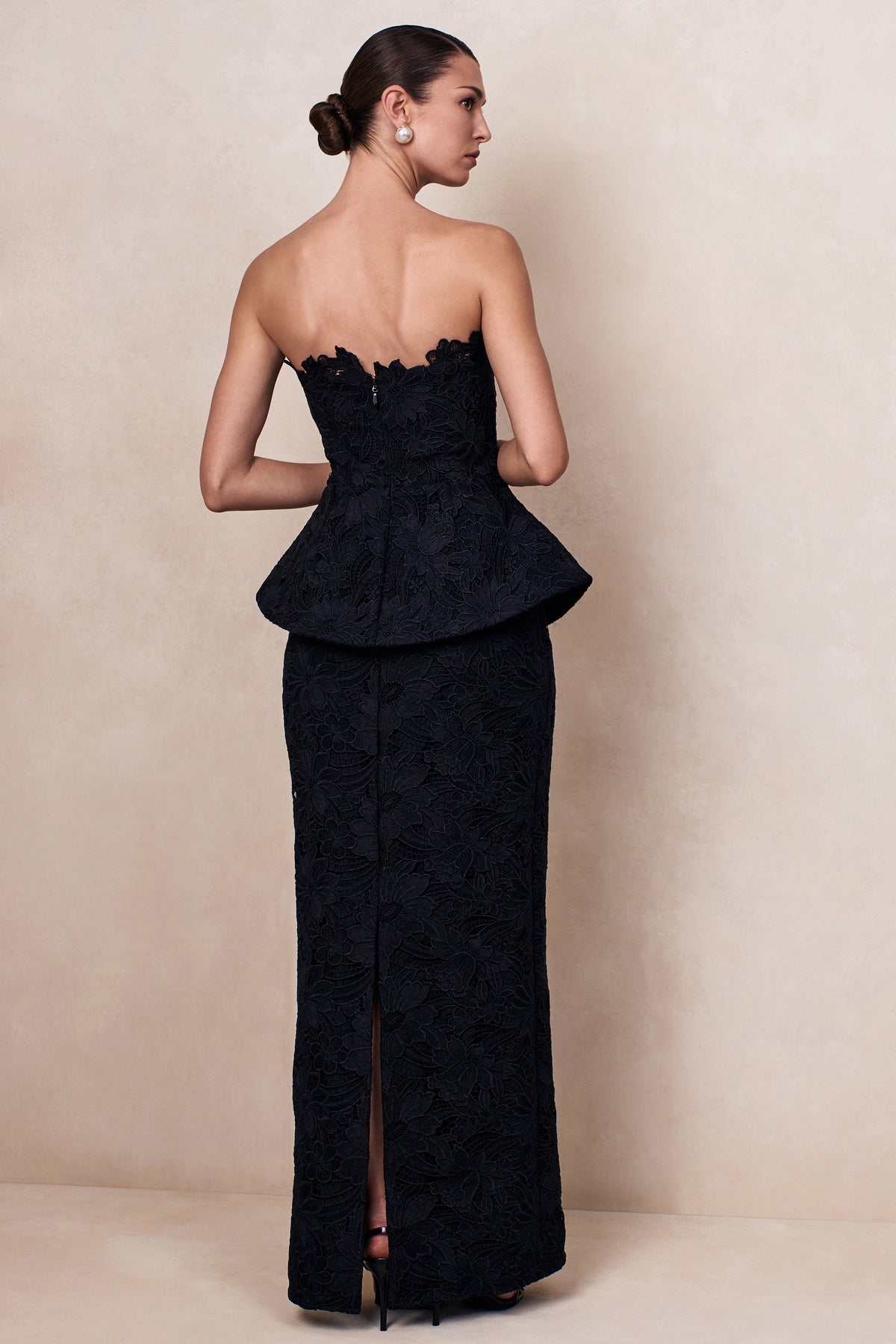 CL13730900106_ECM_CL137309001_-_Delvine___Black_Lace_Bandeau_Corset_Maxi_Dress_07