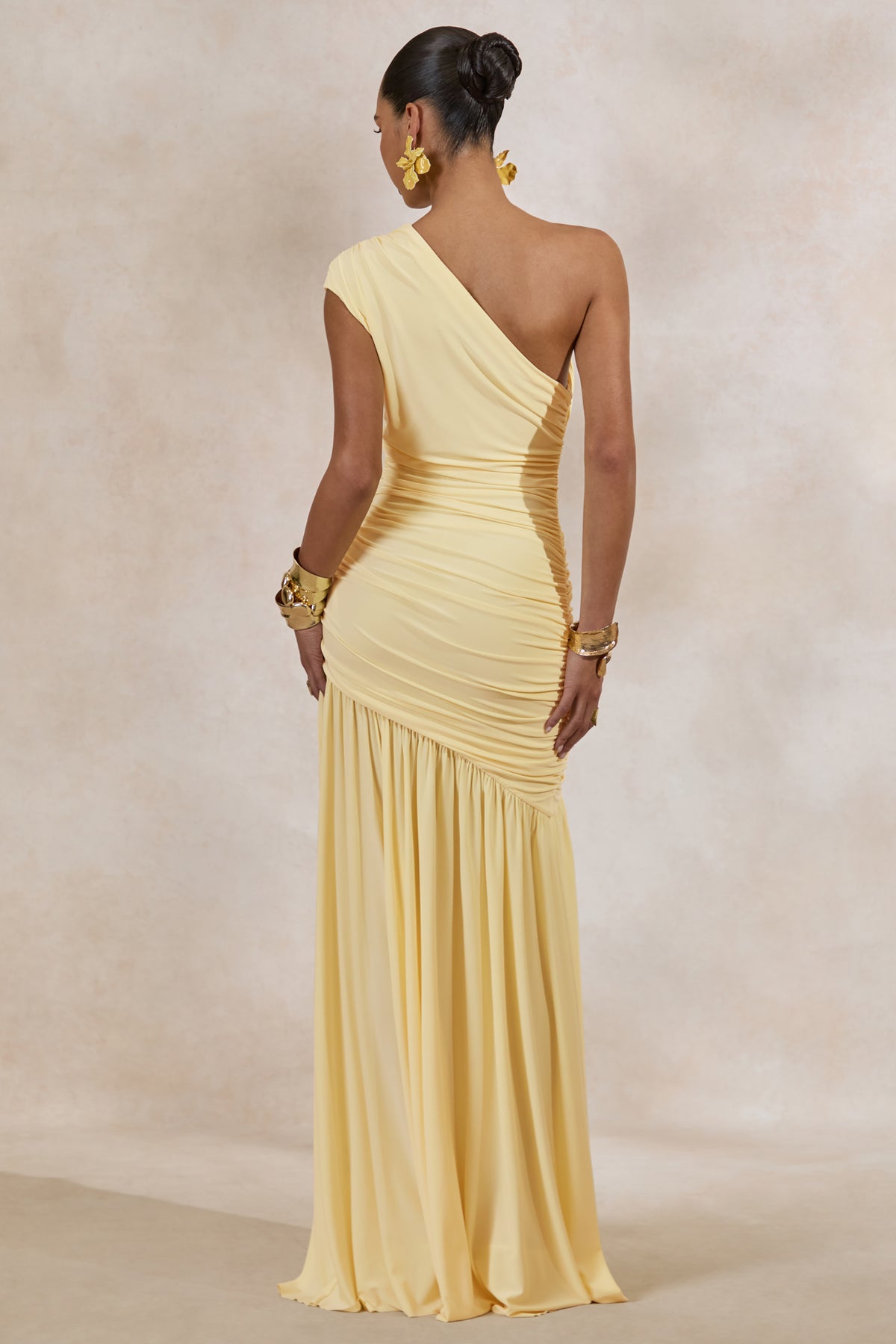 ECM_HR_CL137331121---Alaya-_-Lemon-Asymmetric-Neck-Maxi-Dress-With-Drop-Waist8.jpg