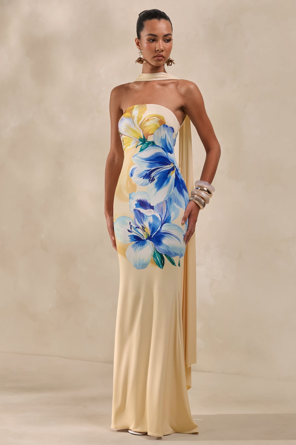 ECM_HR_CL137335121---Brooke-_-Lemon-And-Blue-Floral-Print-Bandeau-Maxi-Dress-With-Scarf0.jpg