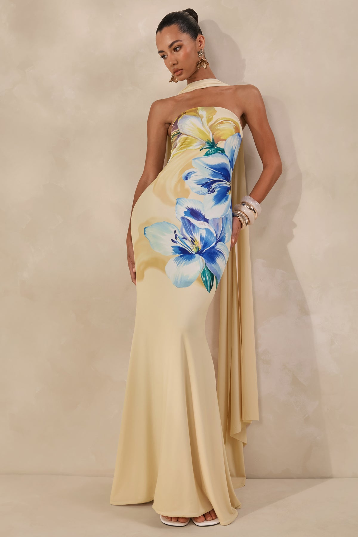 ECM_HR_CL137335121---Brooke-_-Lemon-And-Blue-Floral-Print-Bandeau-Maxi-Dress-With-Scarf2.jpg