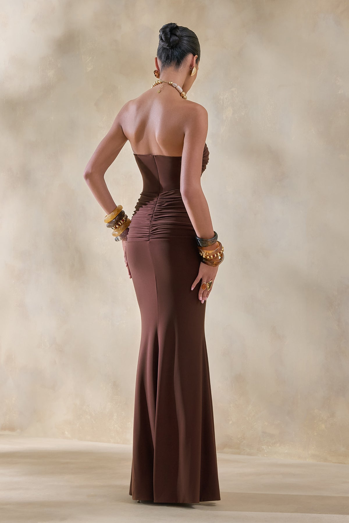 ECM_HR_CL137520021---Elodia-_-Brown-Bandeau-Maxi-Dress-With-Gathered-Detailing-04.jpg