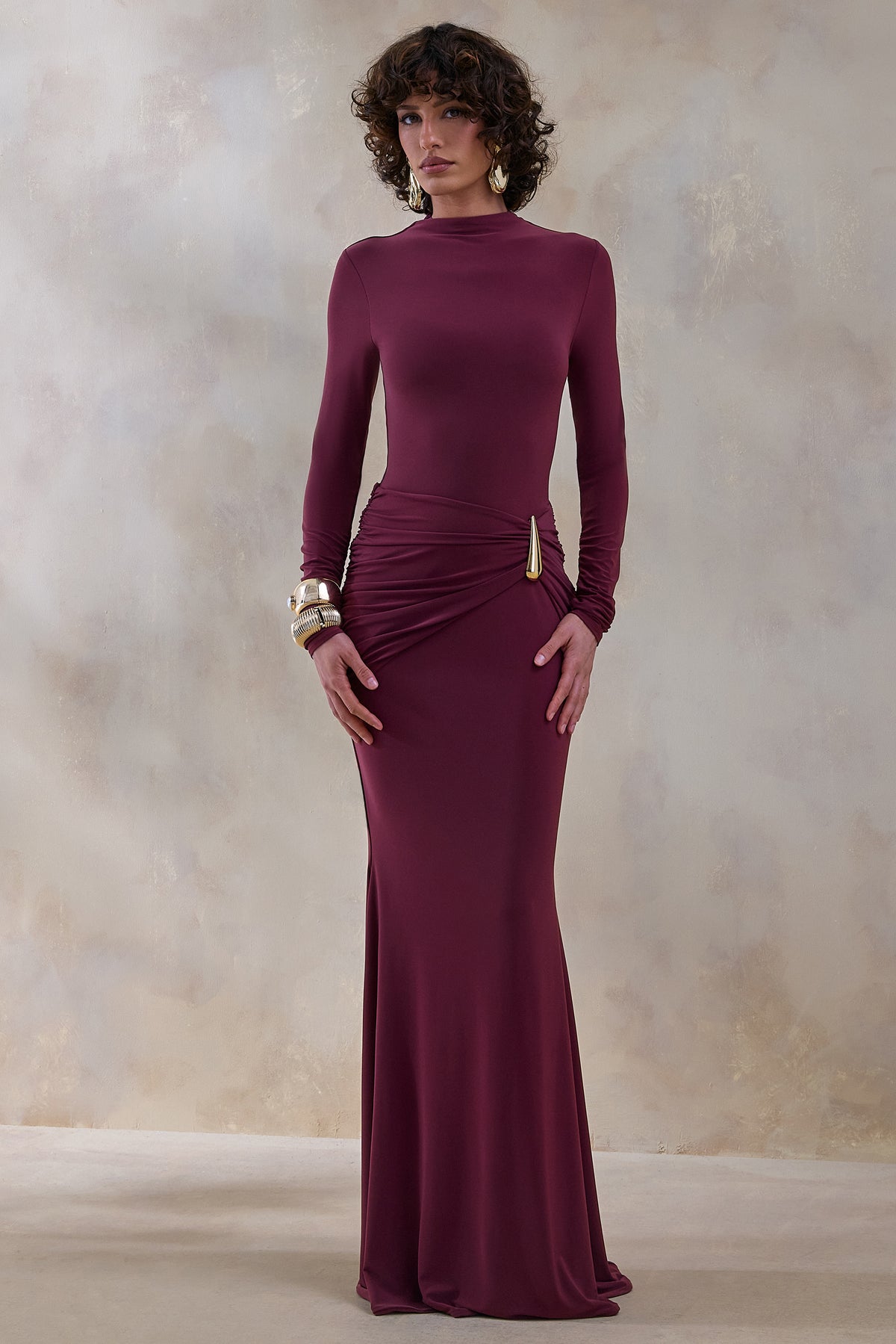 ECM_HR_CL137526102 - Solarium | Burgundy Round-Neck With Gold-Detail And Sash 0.jpg