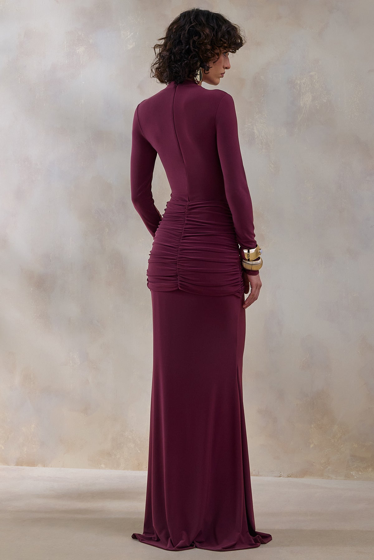 ECM_HR_CL137526102 - Solarium | Burgundy Round-Neck With Gold-Detail And Sash 3.jpg