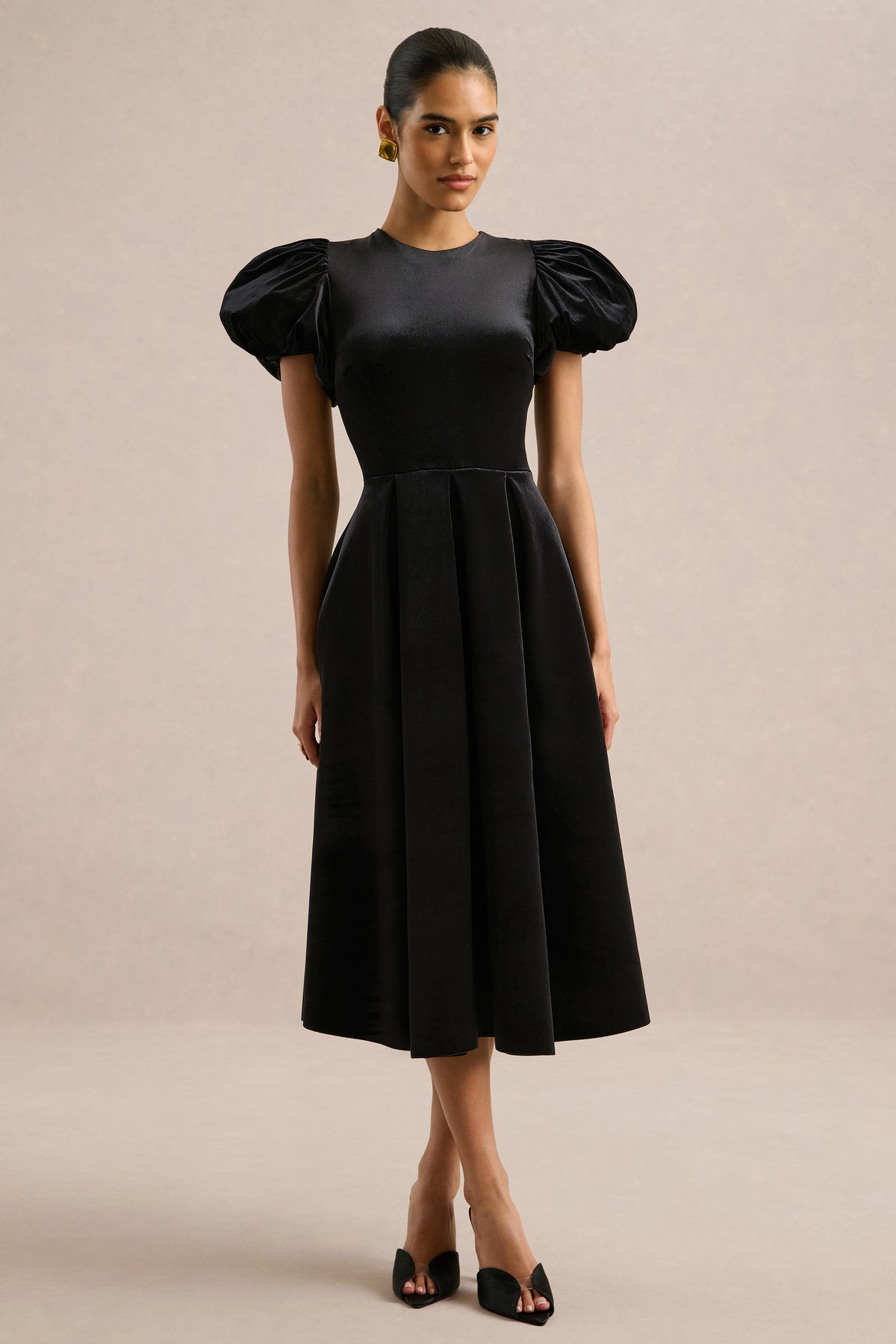 ECM_HR_CL137565001 - Seraphic _ Black Velvet Puff-Sleeve Midi Dress2.jpg