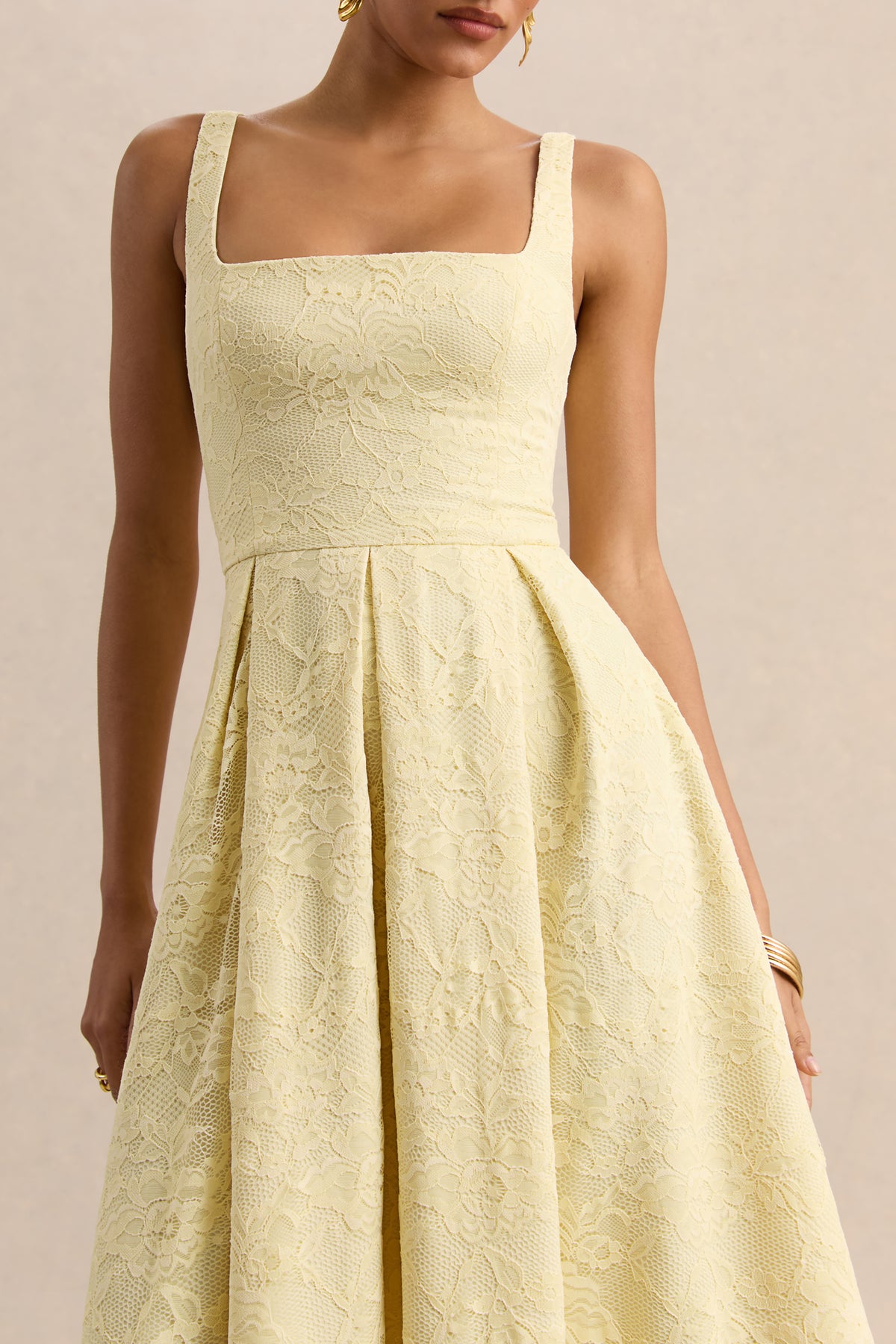ECM_HR_CL137603121---Ashmara---Lemon-Lace-Square-Neck-Midi-Dress-04.jpg
