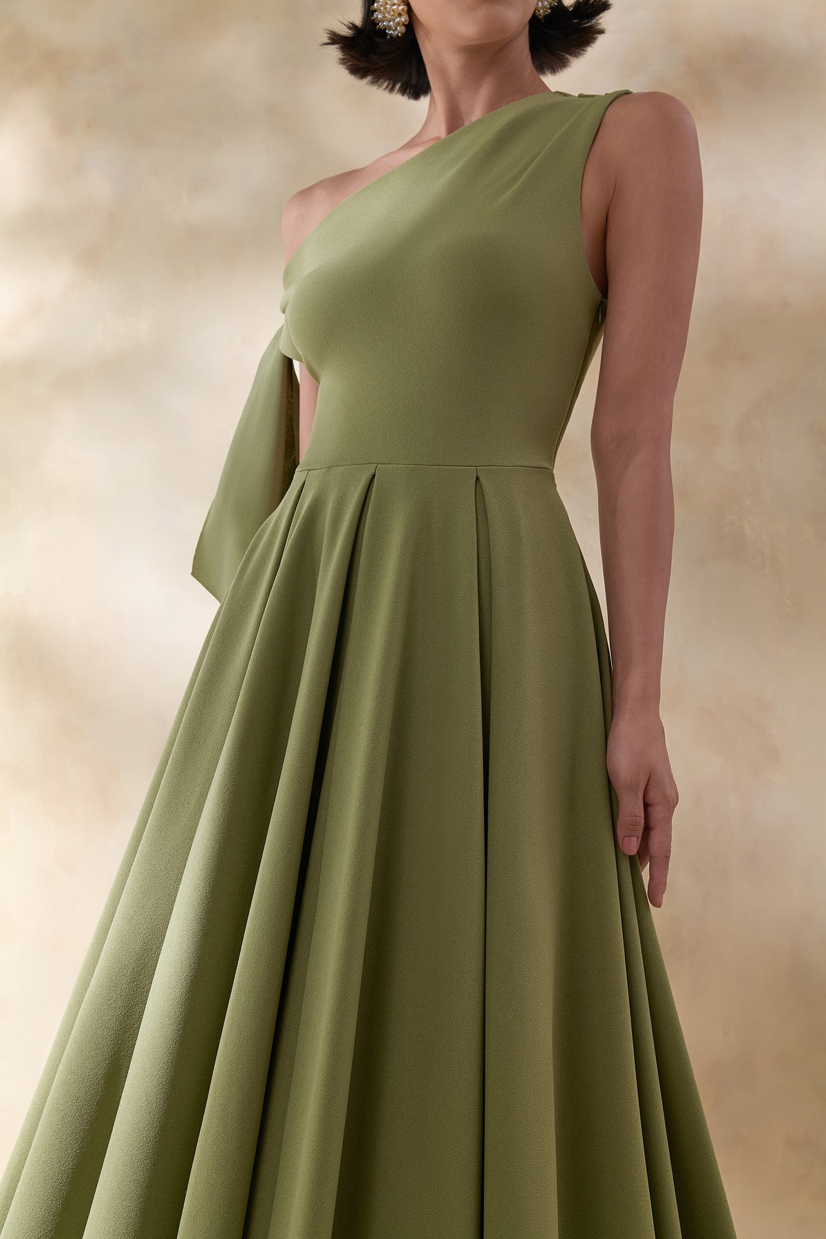 ECM_HR_CL137614031 Daring _ Olive Asymmetric-Neck Midi Dress With Knot-Detail5 (1).jpg