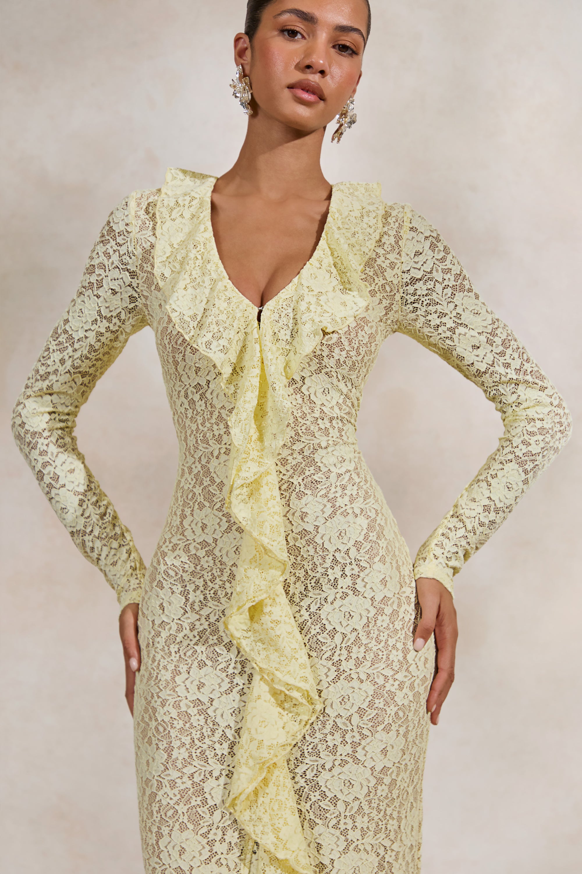 CL137996121---Exelia-_-Lemon-Lace-Plunge-Neck-Maxi-Dress-With-Long-Sleeves3.jpg