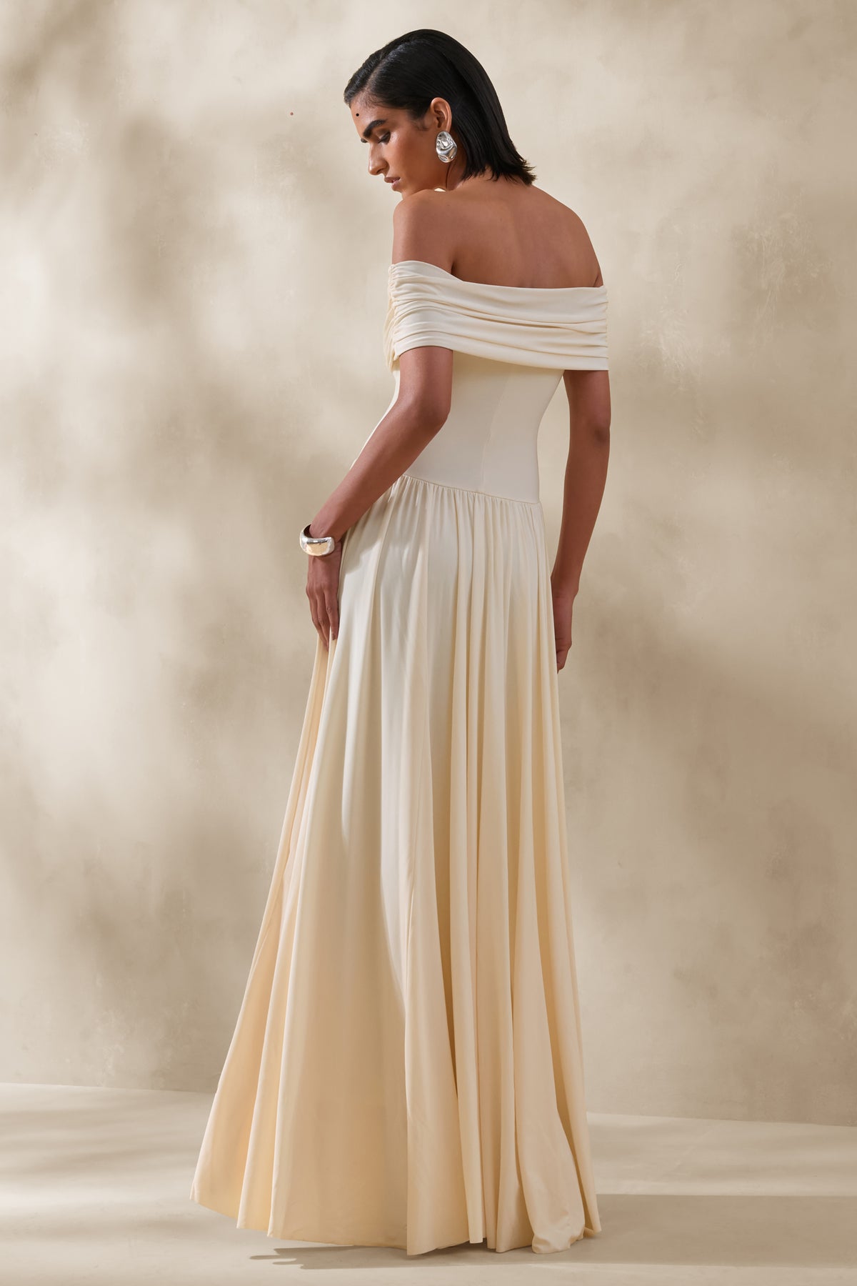 Cindie Cream Bardot-Neck Maxi Dress Club L London - UK Cindie Cream Bardot-Neck Maxi Dress Club L London - UK
