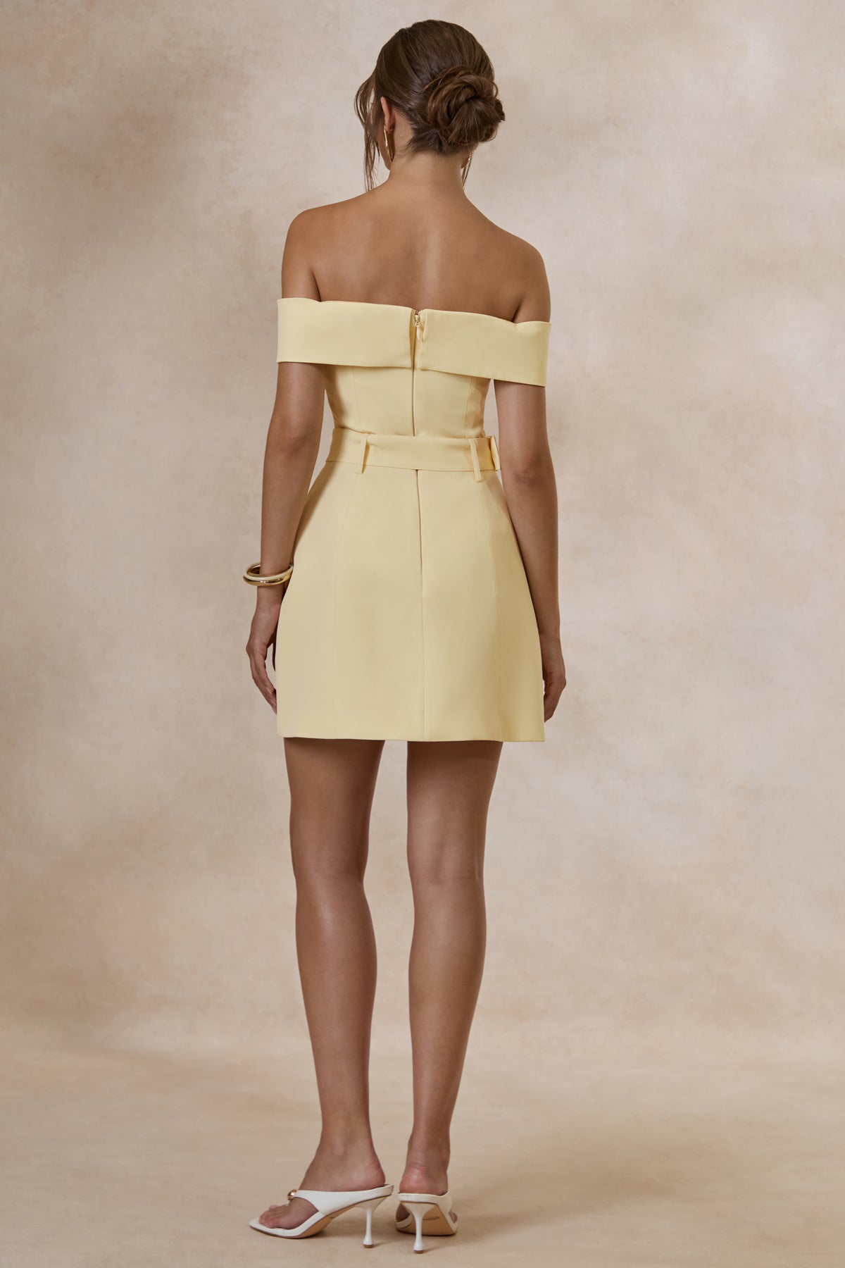 ECM_HR_CL138091121---Cilly-_-Lemon-Bardot-Neck-Mini-Dress-With-Belt-Detail5.jpg