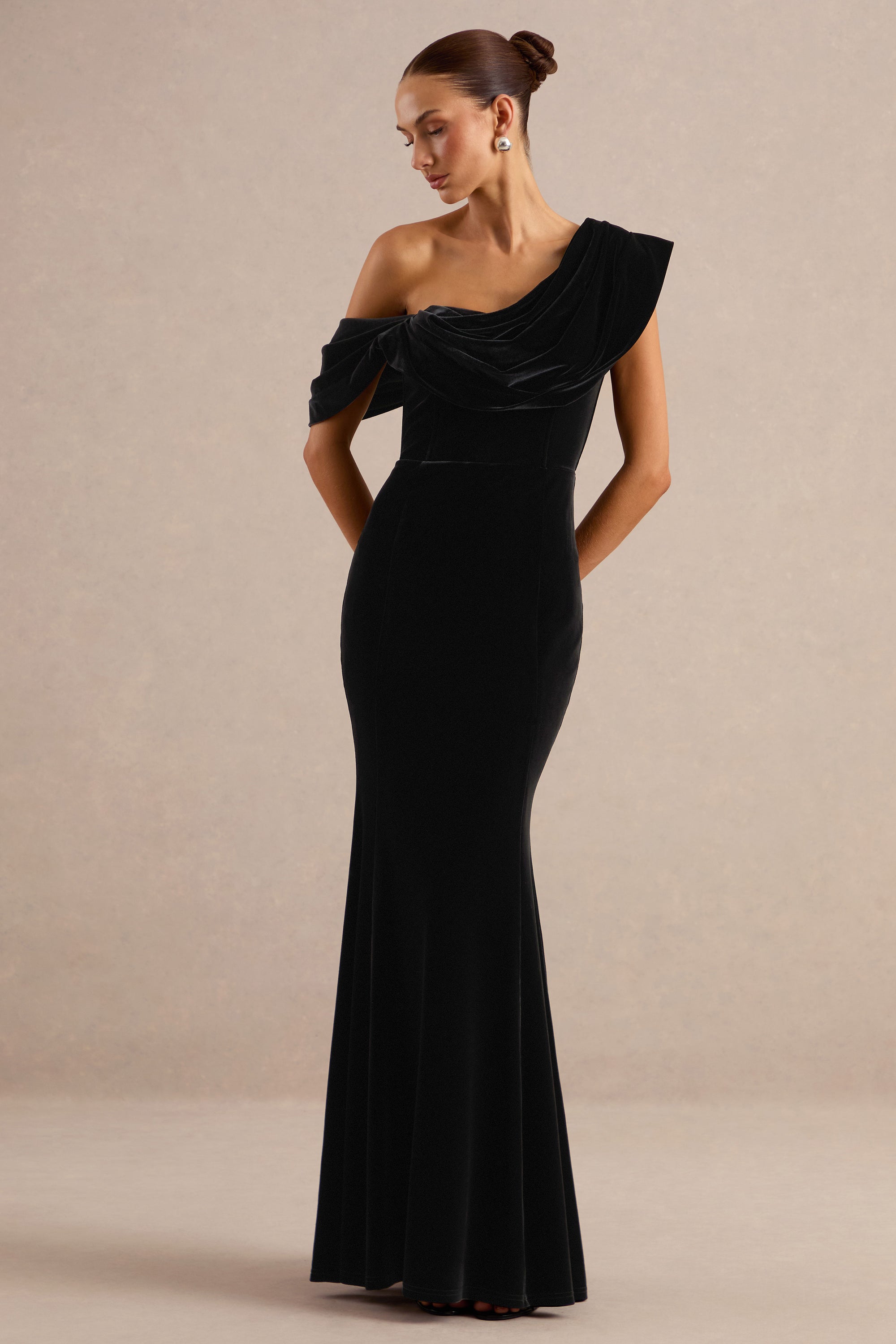 ECM_HR_CL138173001 - Delara | Black Velvet Asymmetric-Neck Fishtail Maxi Dress1.jpg