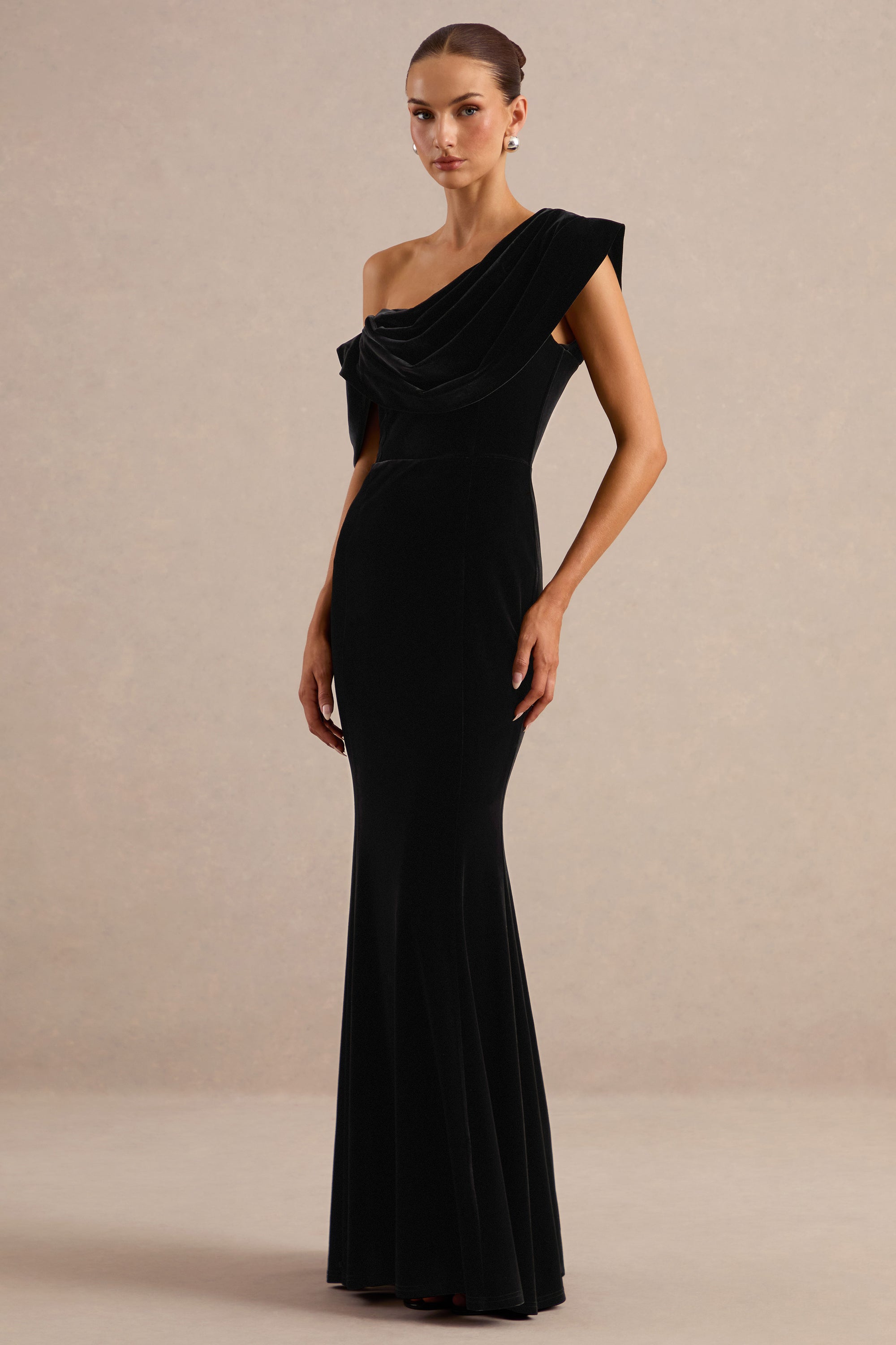 ECM_HR_CL138173001 - Delara | Black Velvet Asymmetric-Neck Fishtail Maxi Dress3.jpg