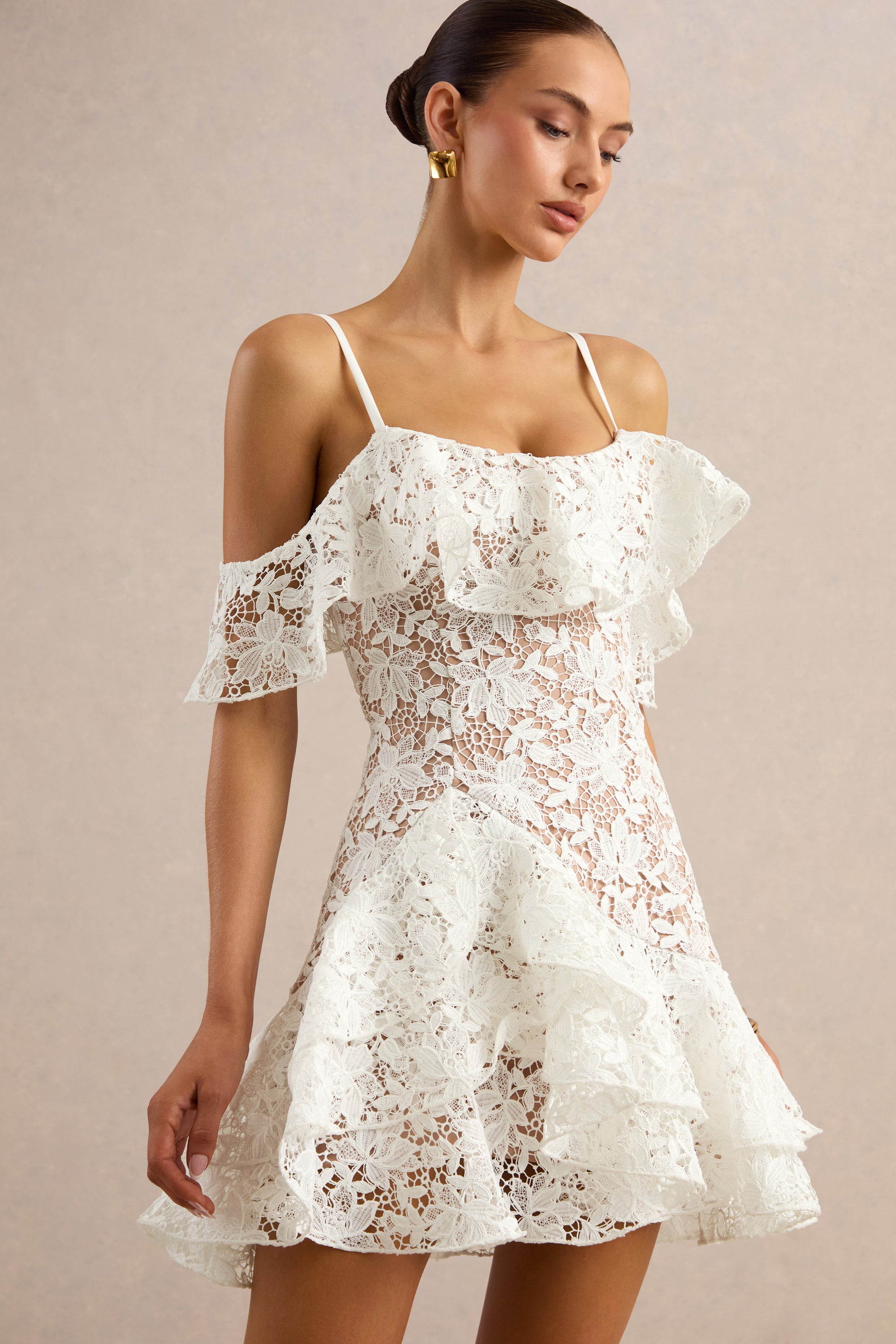 ECM_HR_CL138260110 - Lyris | White Lace Scoop-Neck Mini Dress With Ruffled Detailing 3_1.jpg