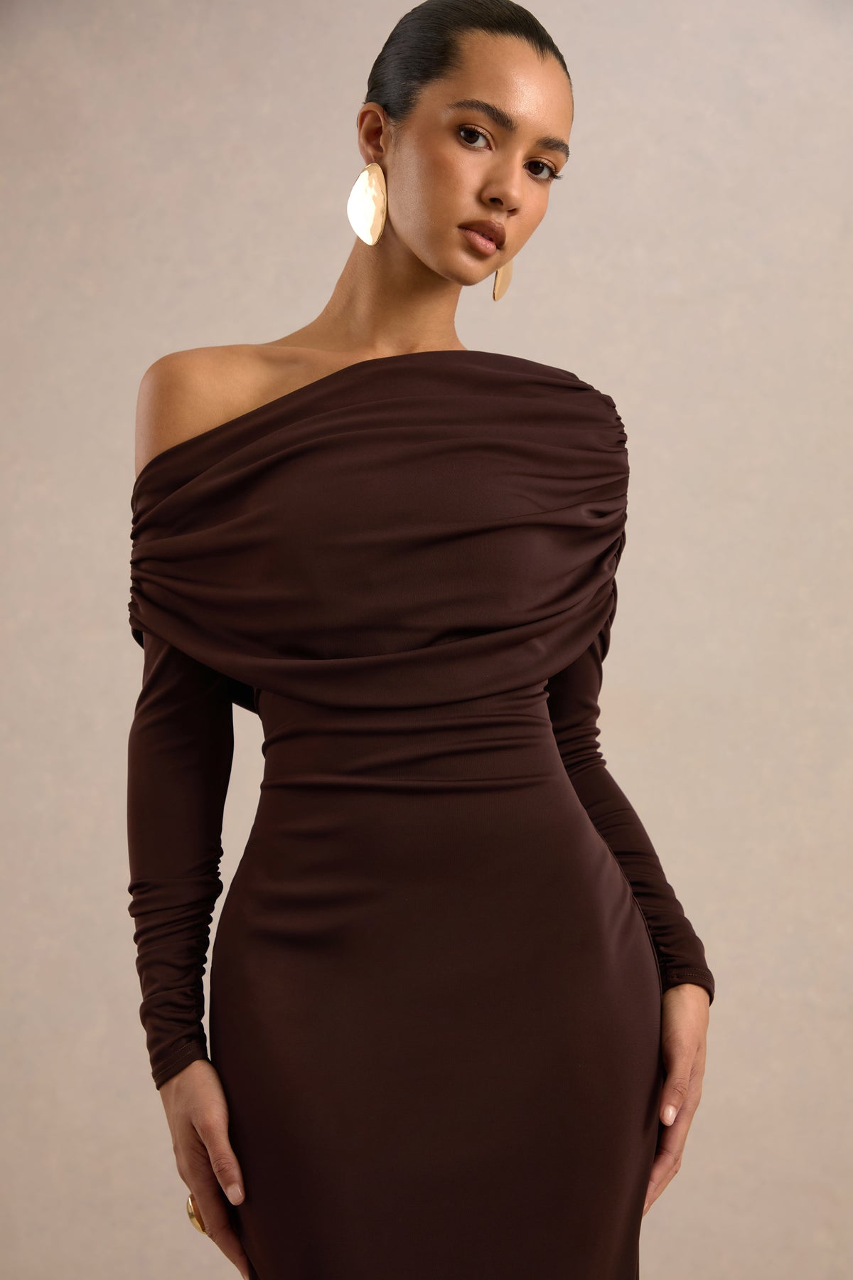 ECM_HR_CL138269022_Evera Dark Brown Asymmetric-Neck Midi Dress With Draped Detailing 43.jpg