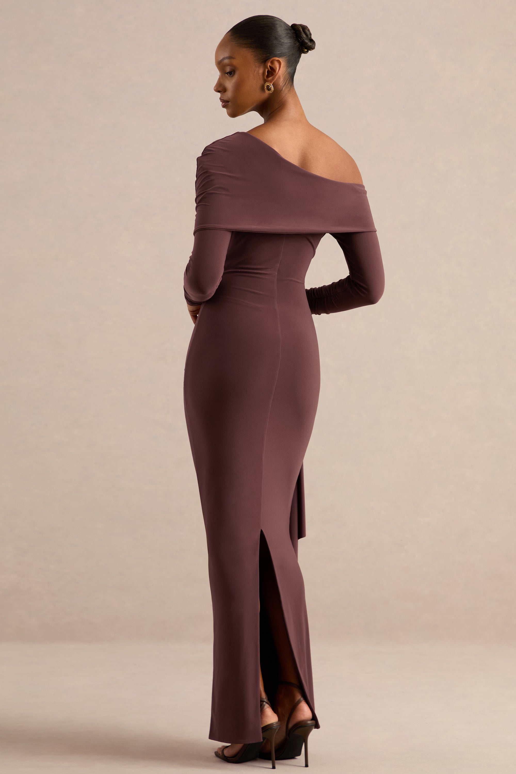 ECM_HR_CL138270022 - Faeryn _ Dark Brown Asymmetric-Neck Maxi Dress With Gathered Detailing 7.jpg
