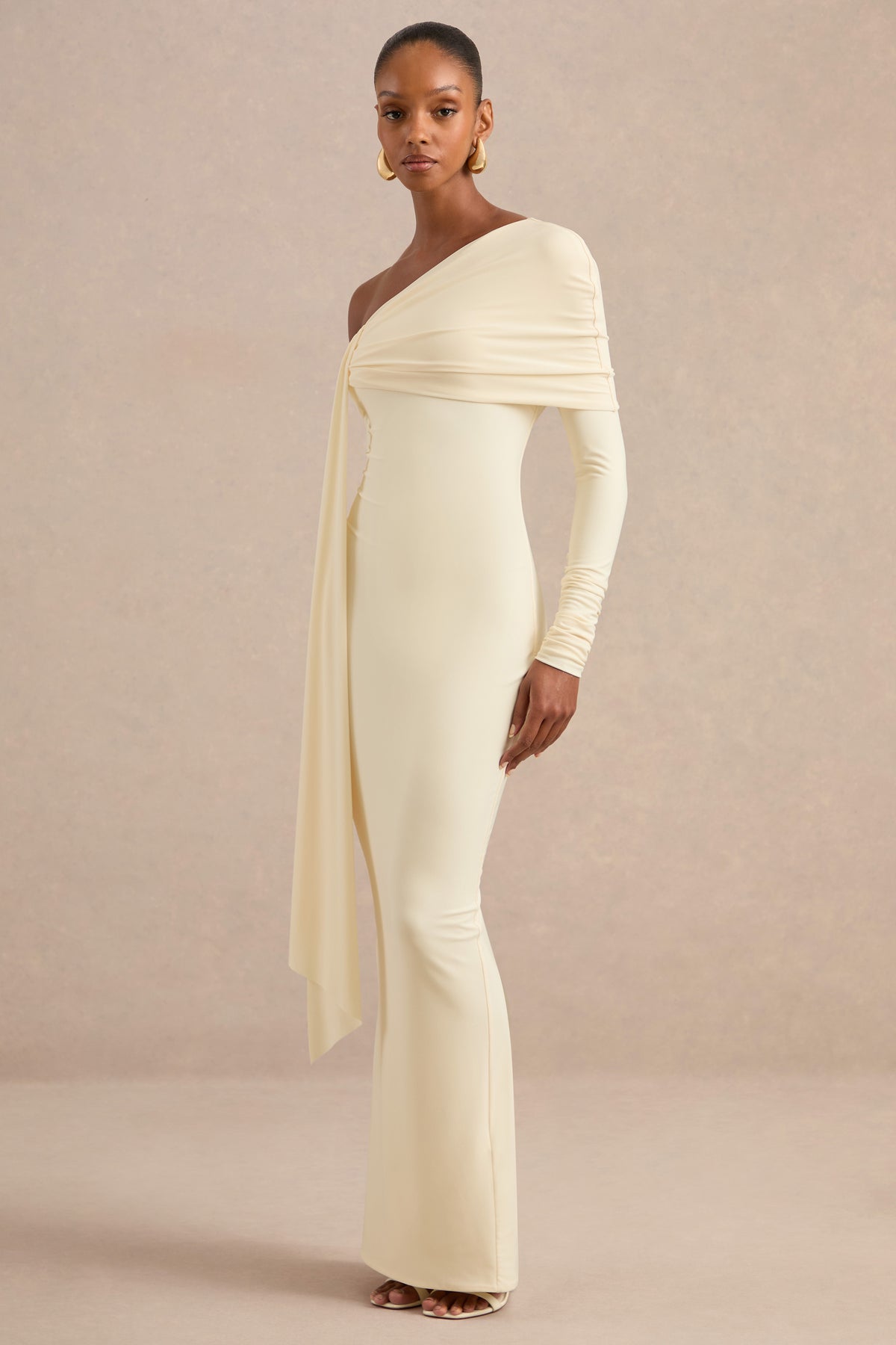 ECM_HR_CL138270111 - Faeryn Cream Asymmetric-Neck Maxi Dress With Gathered Detailing1.jpg