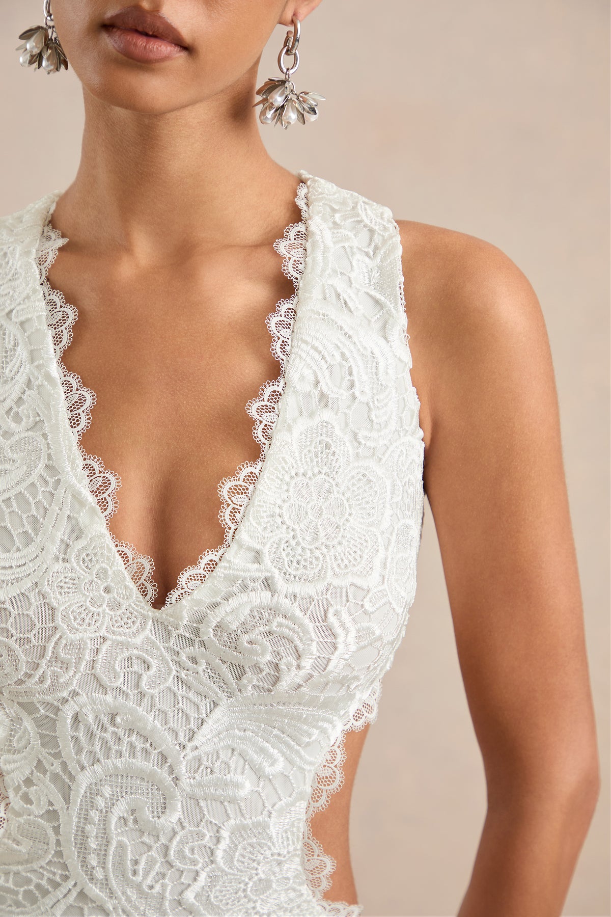 CL13838311006_ECM_HR_CL138383110_-_Mayelle___White_Lace_Plunge_Maxi_Dress_With_Body_Cut_Out3