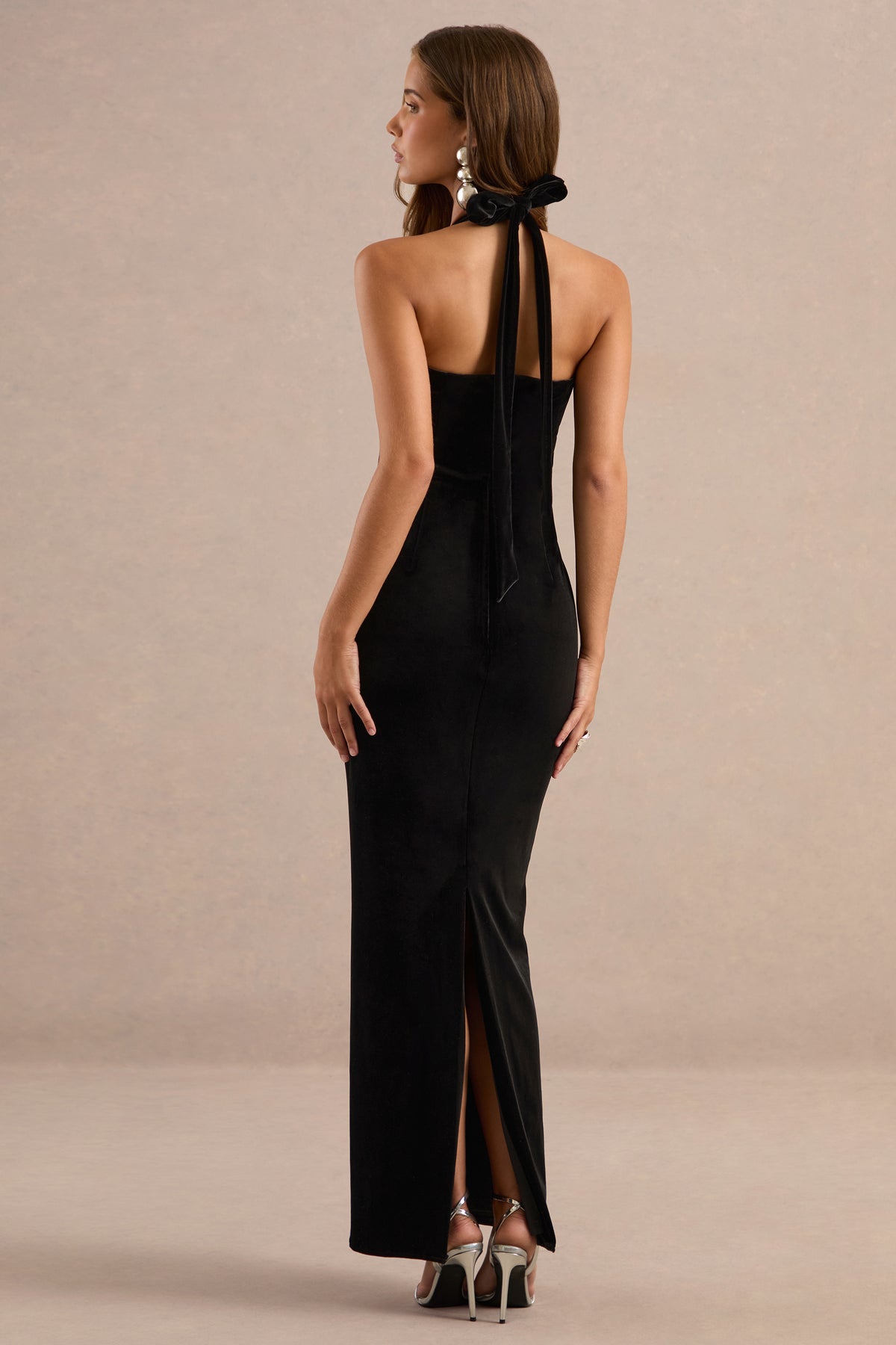 ECM_HR_CL138663001_Alegria Black Velvet Sweetheart Halter Neck Maxi Dress 76.jpg