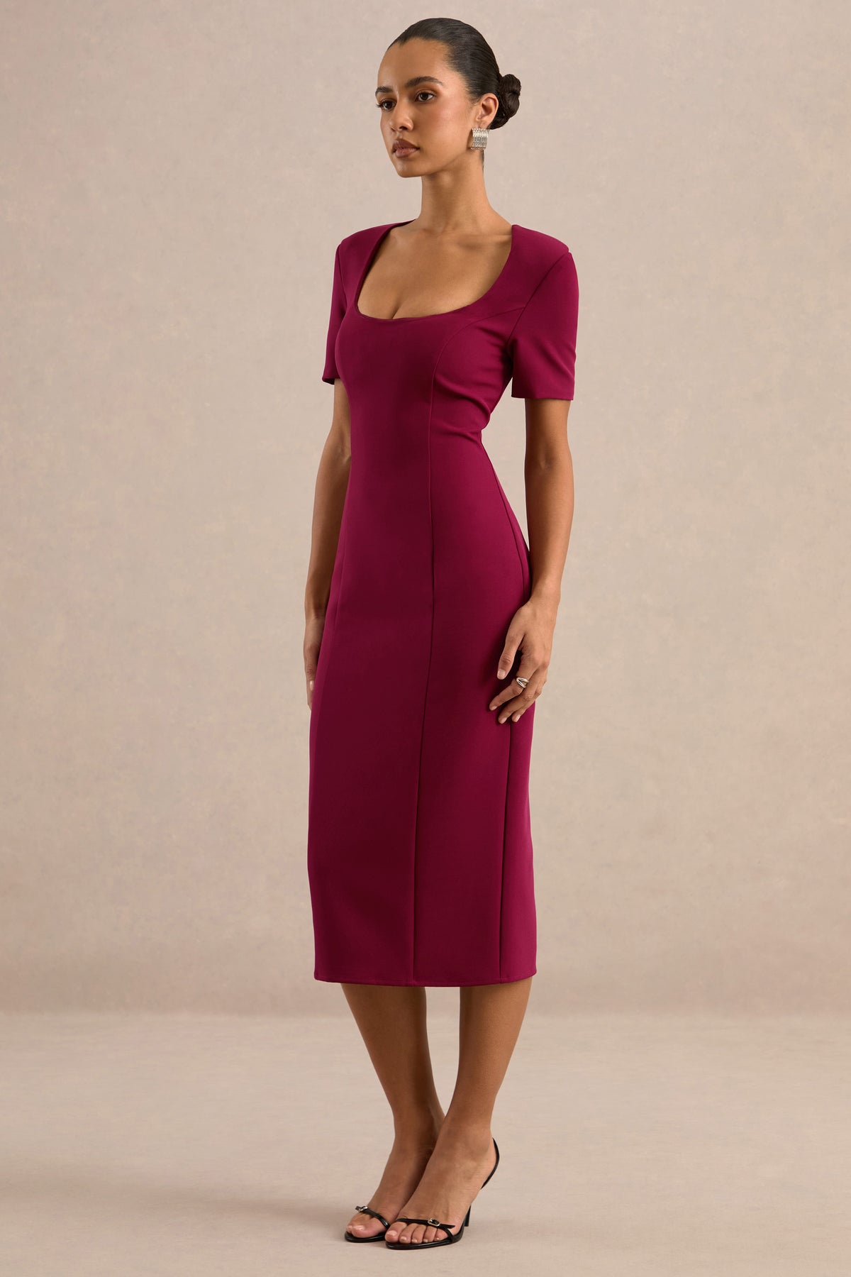 ECM_HR_CL138777102 - Elisiae Burgundy Scoop-Neck Midi Dress1.jpg