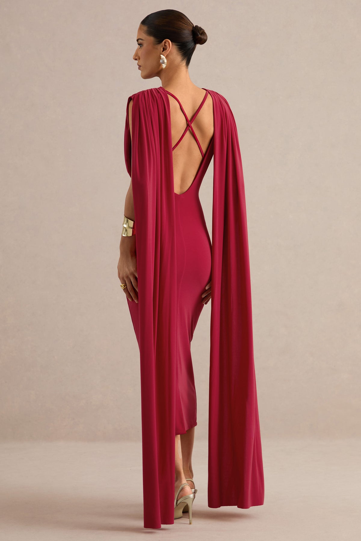 ECM_HR_CL138797100 - Hanneli | Red Wide-Neck Midi Dress With Cape Sleeves6.jpg